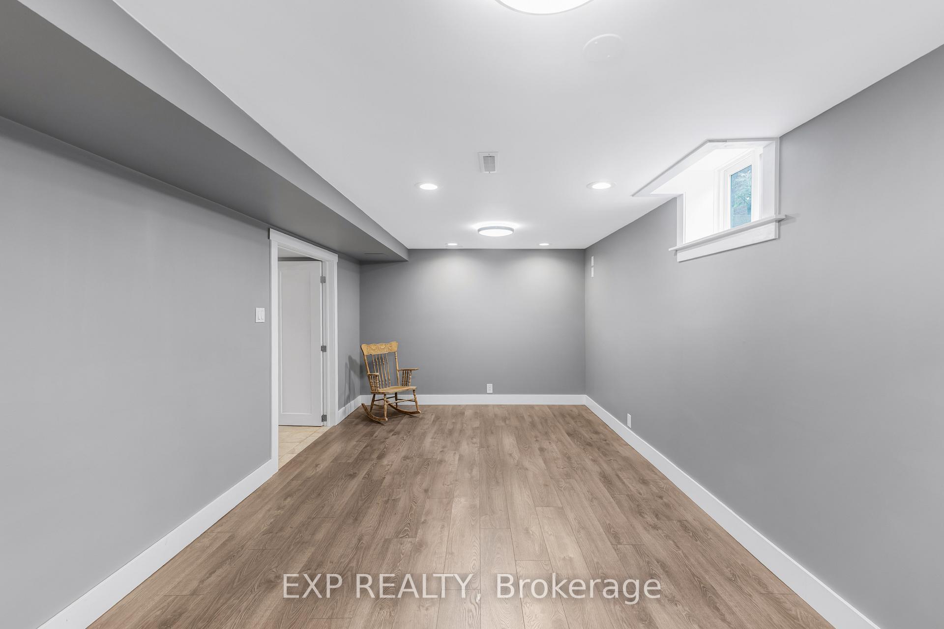Photo 37 of 308 John Bowser Crescent, Newmarket, Glenway Estates — HOMEH