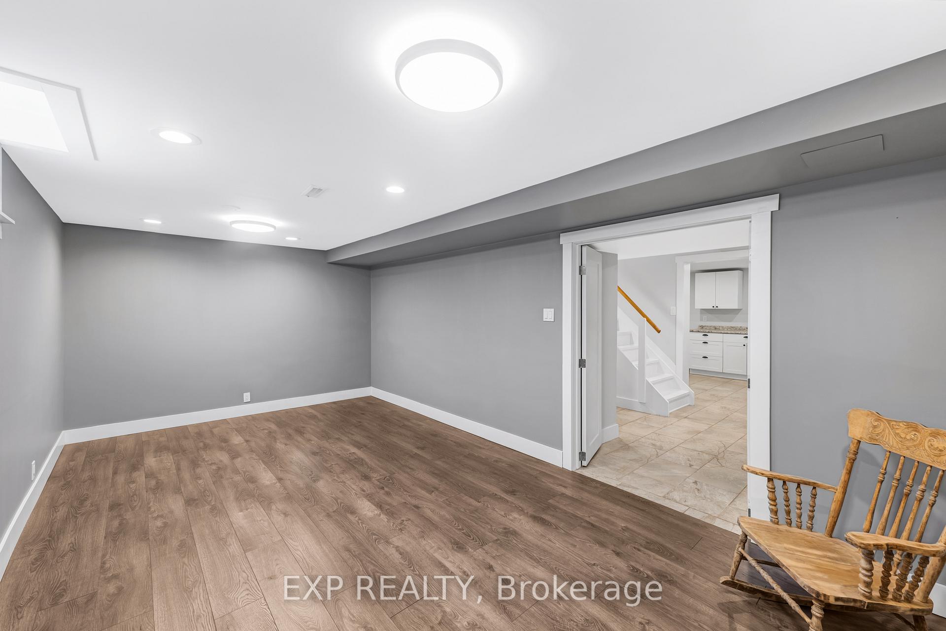 Photo 38 of 308 John Bowser Crescent, Newmarket, Glenway Estates — HOMEH