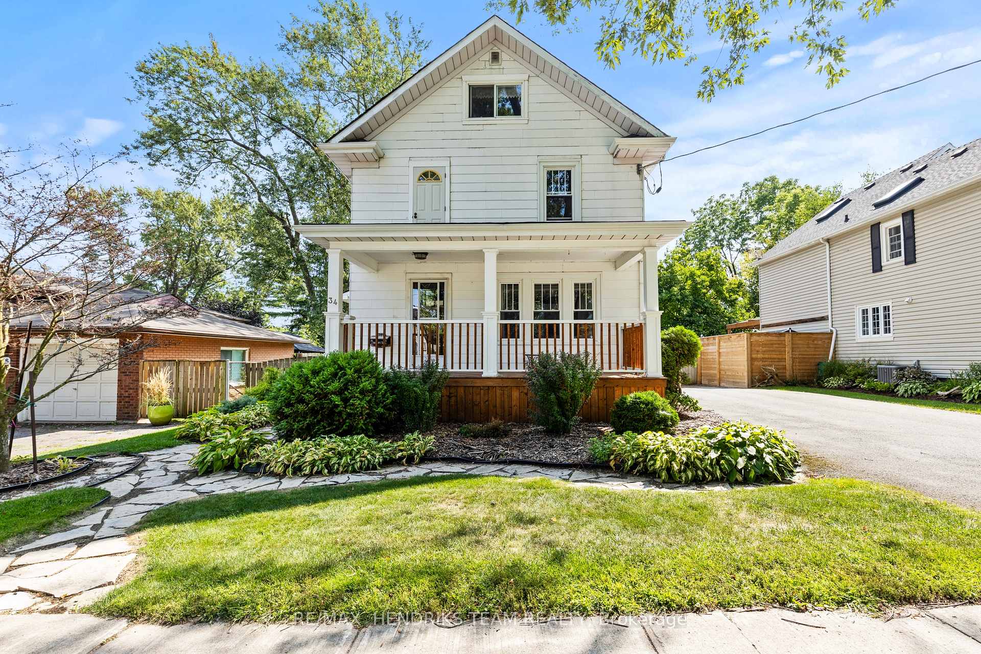 Photo 1 of 34 College Street, Pelham, Fonthill — HOMEH