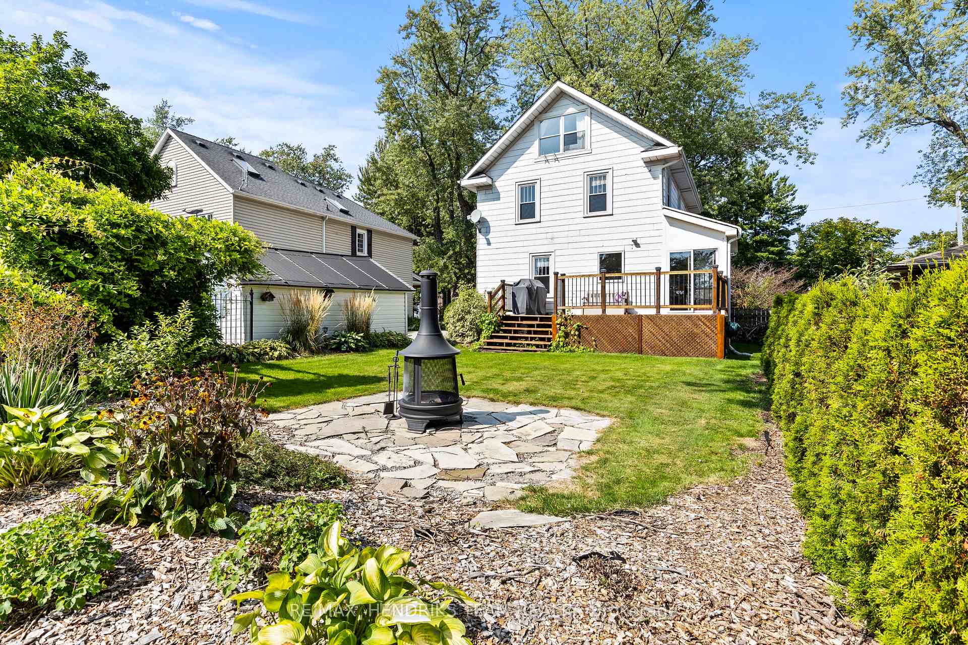 Photo 24 of 34 College Street, Pelham, Fonthill — HOMEH