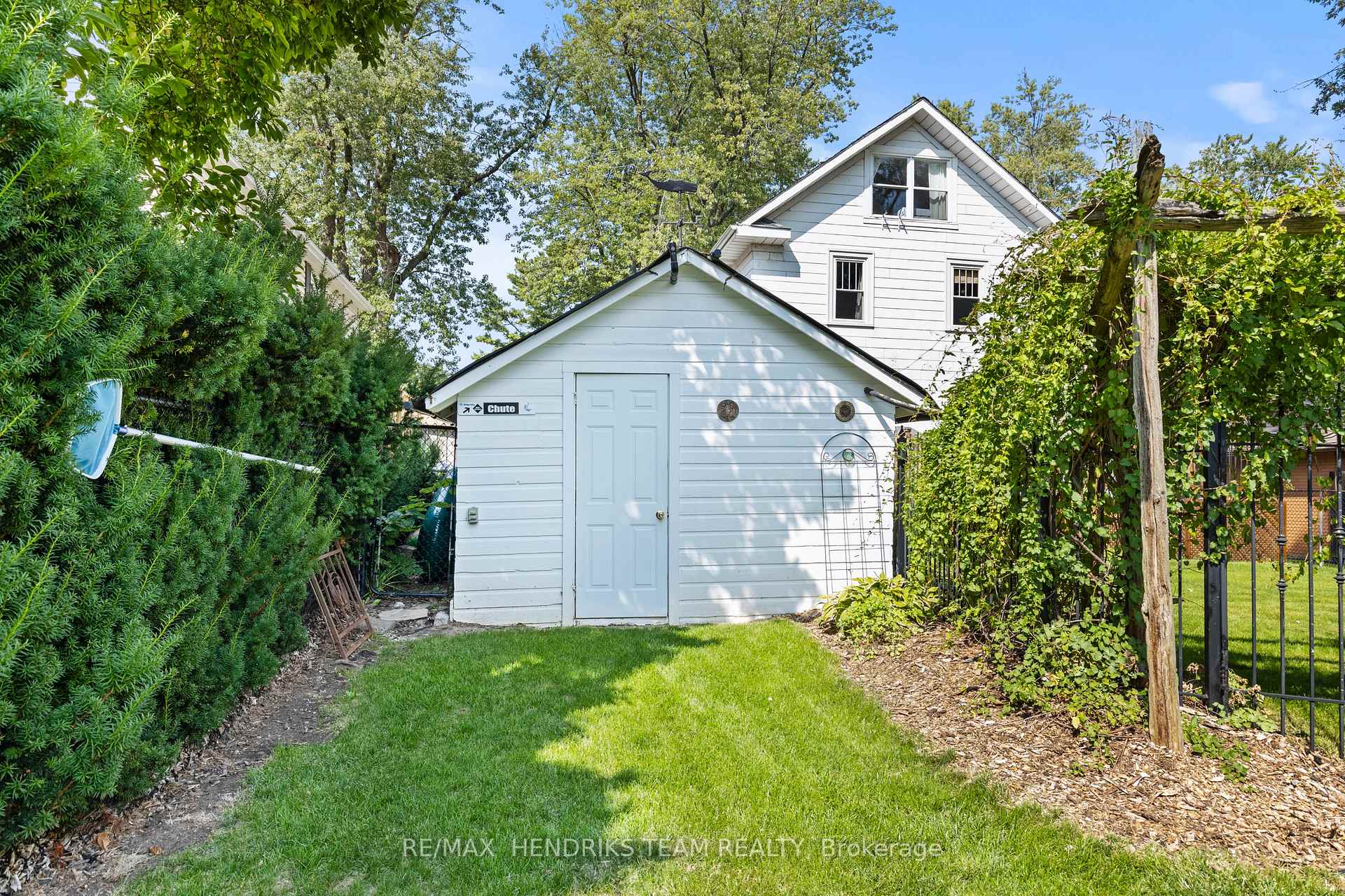 Photo 28 of 34 College Street, Pelham, Fonthill — HOMEH