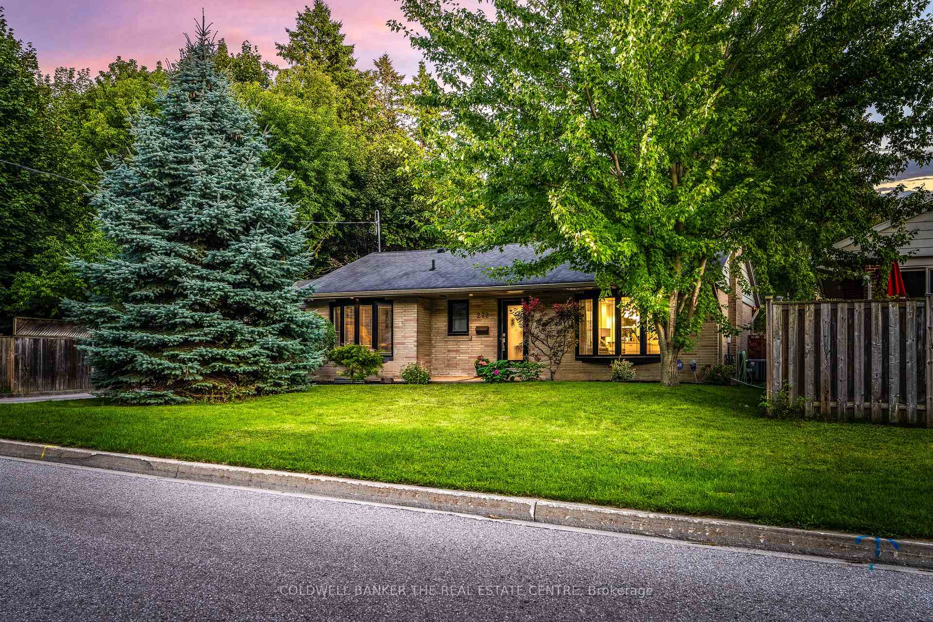 Front of 272 Avenue Road