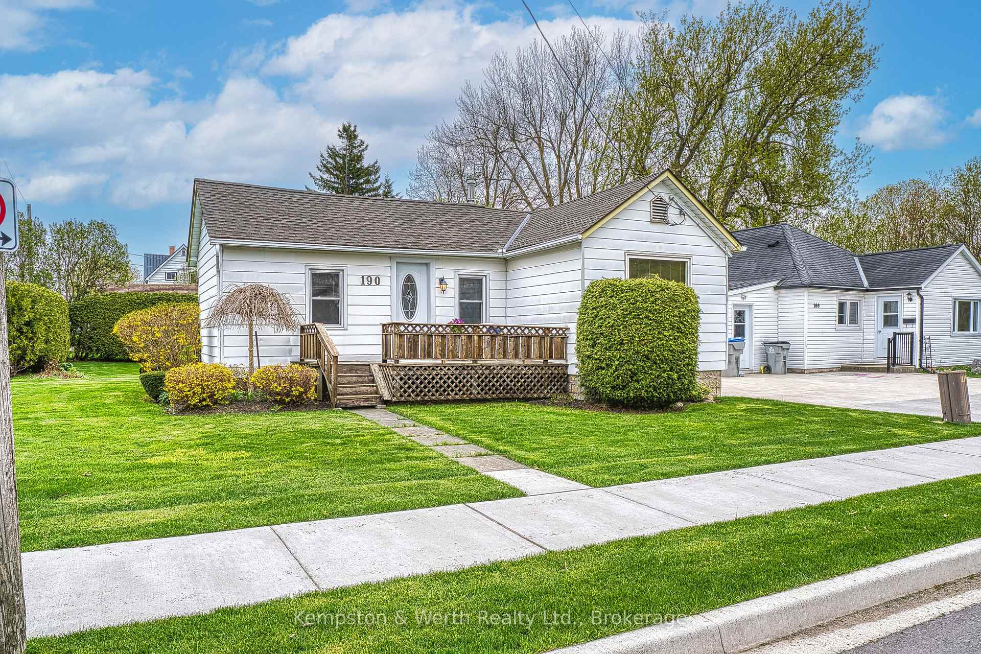 Photo 3 of 190 Elm Avenue N, North Perth, Listowel — HOMEH