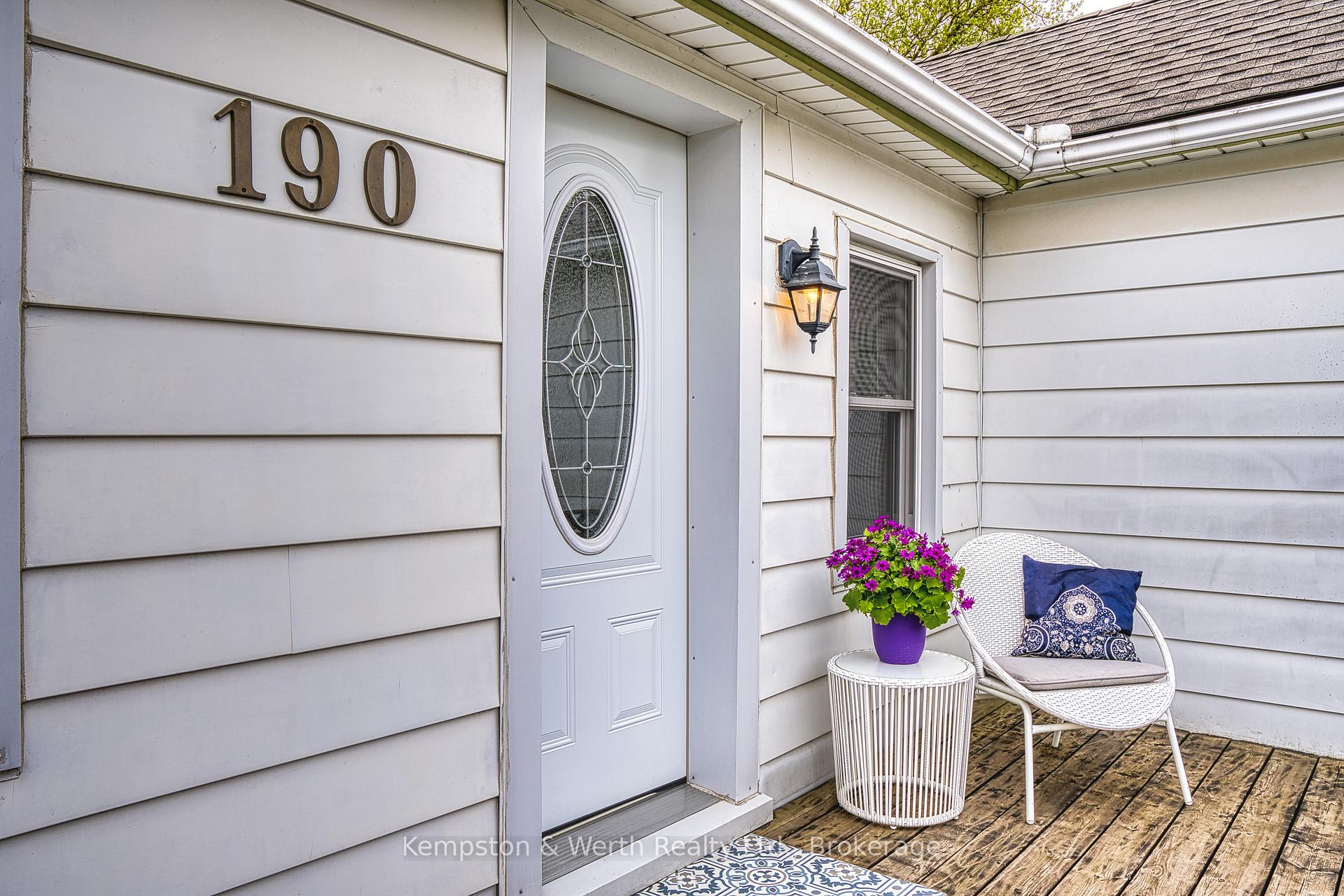 Photo 9 of 190 Elm Avenue N, North Perth, Listowel — HOMEH