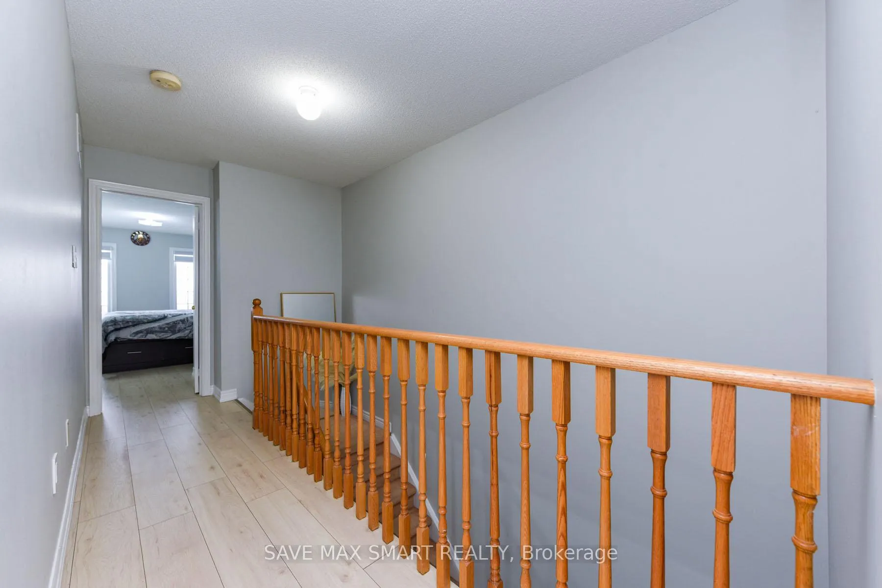 Photo 5 of 72 Rocky Point Crescent, Brampton, Madoc — HOMEH