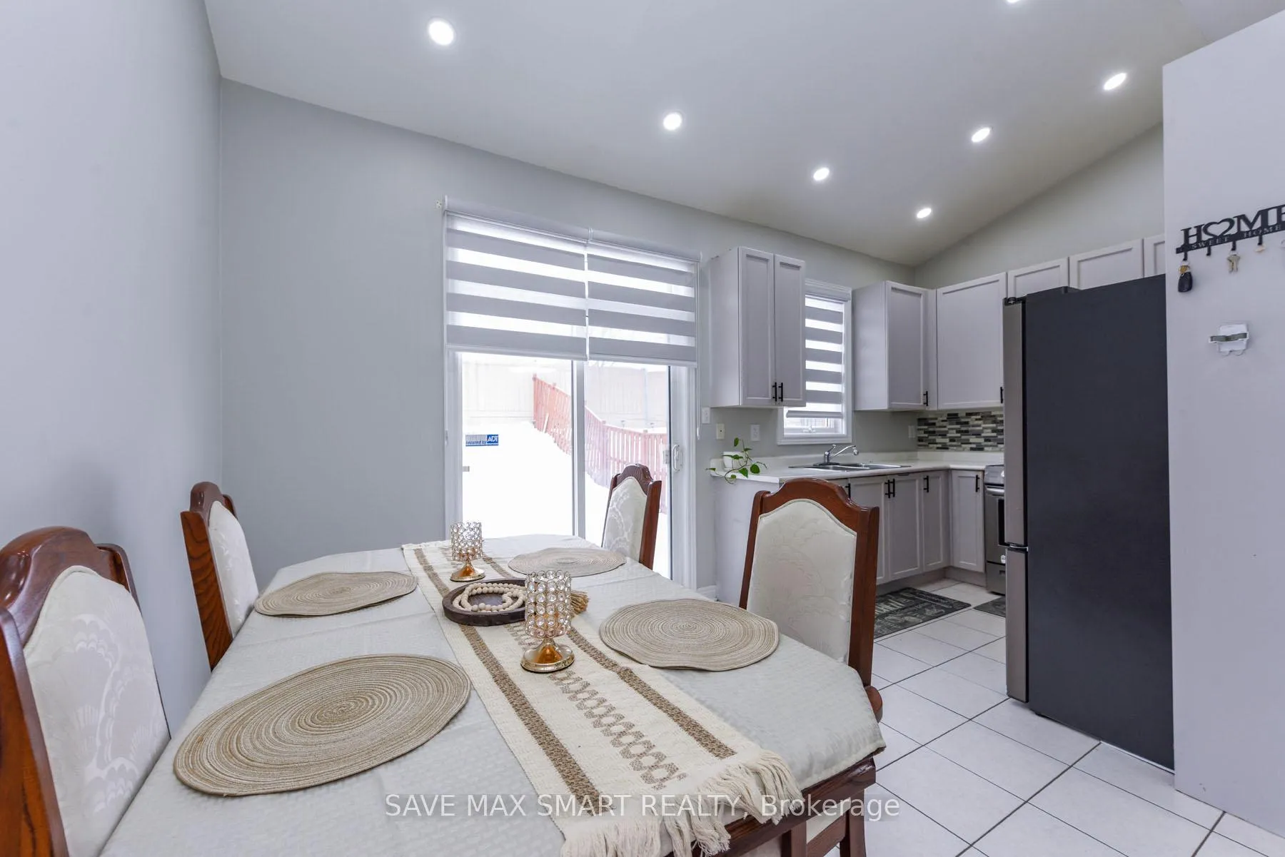 Photo 17 of 72 Rocky Point Crescent, Brampton, Madoc — HOMEH