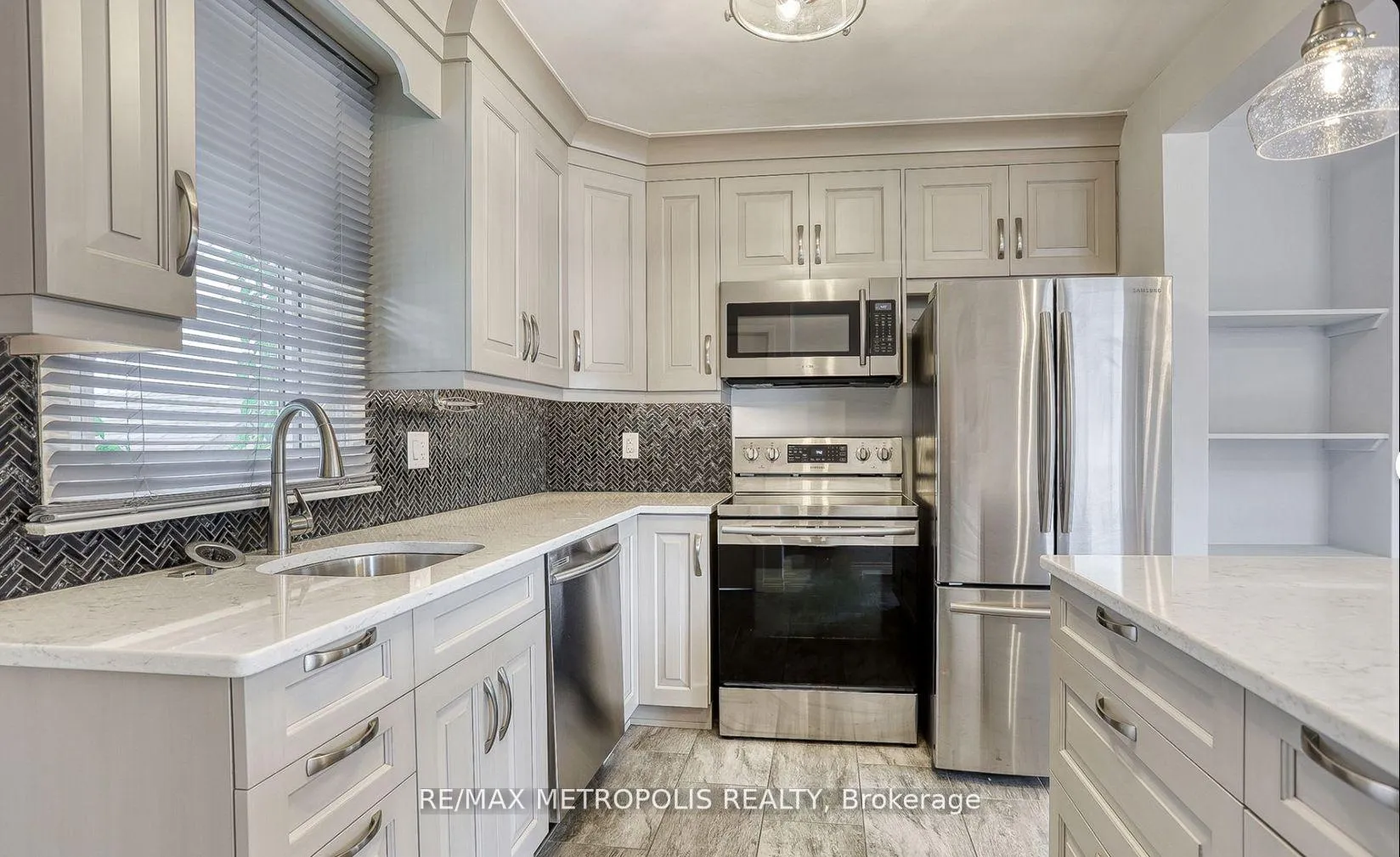Photo 9 of Unit Main, 475 Emerald Avenue, Oshawa, Lakeview — HOMEH