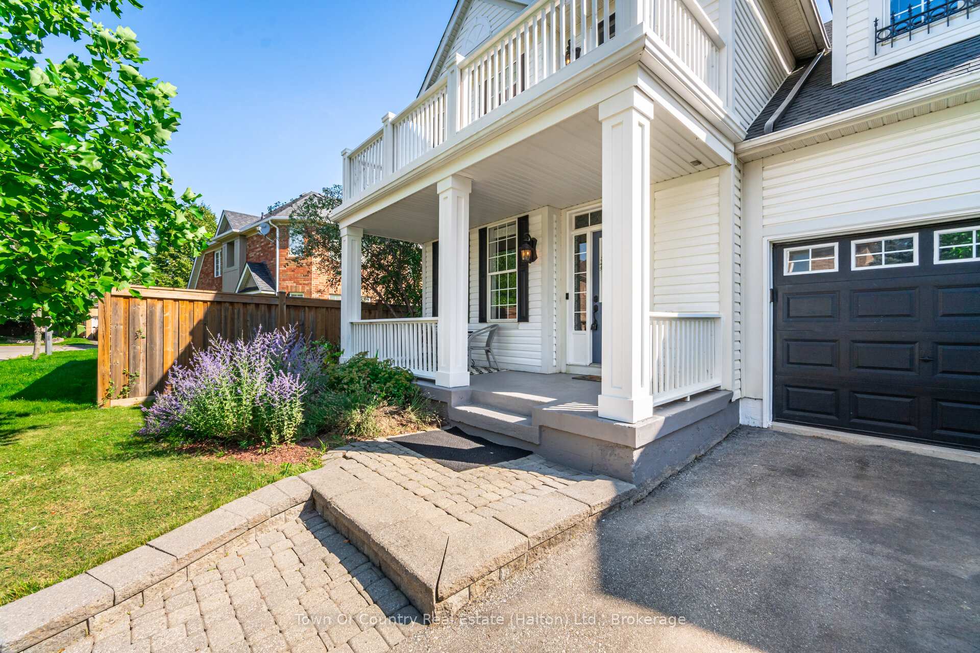 Photo 7 of 723 Turrell Crescent, Milton, Beaty — HOMEH