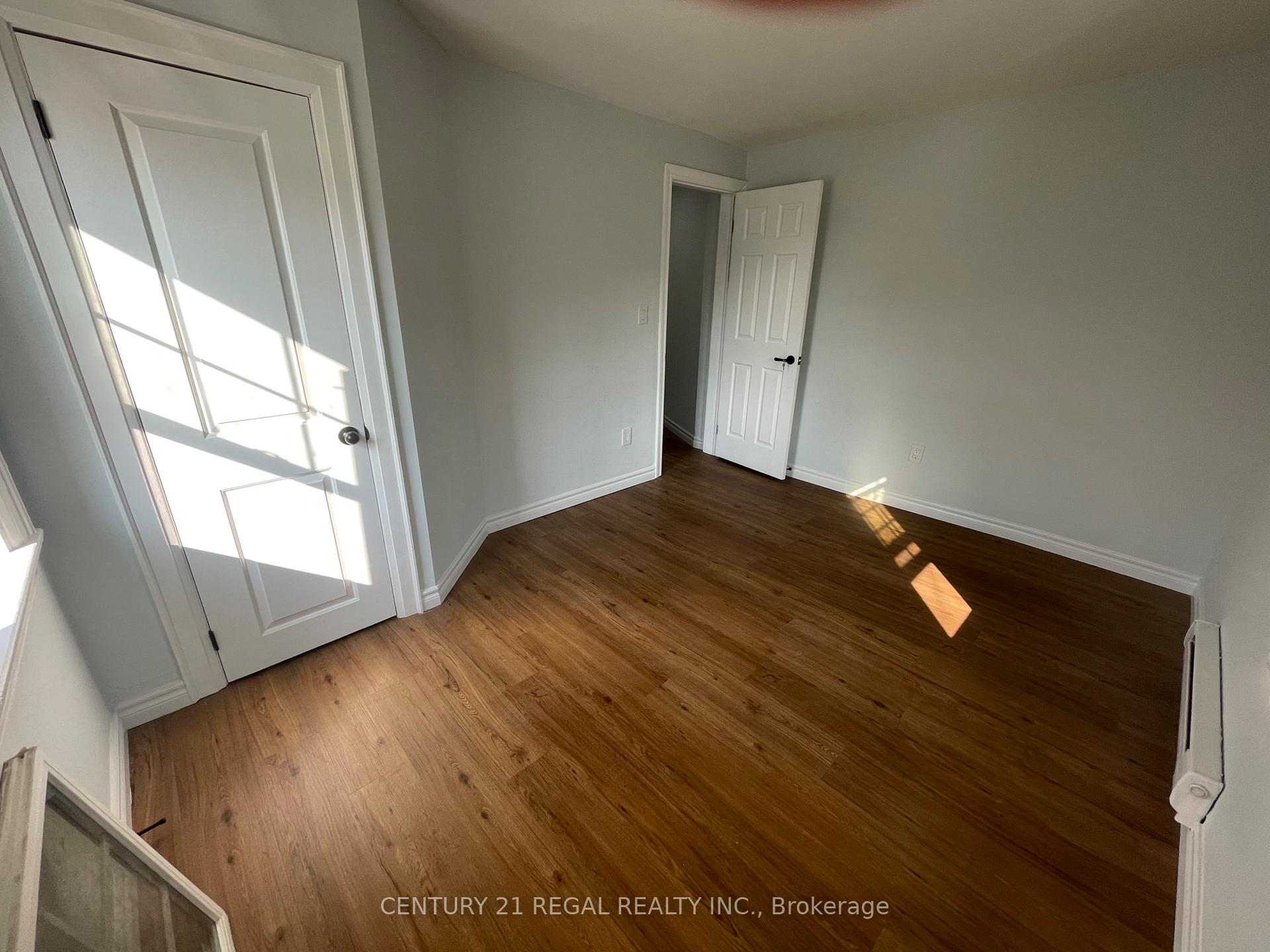 Front of Unit 215 B, 215 Queen Street