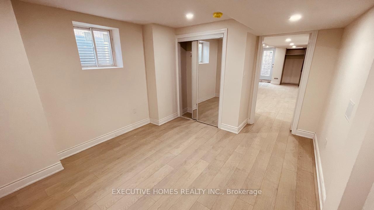 Photo 3 of Unit Basement, 444 Grindstone Trail, Oakville, Joshua Meadows — HOMEH