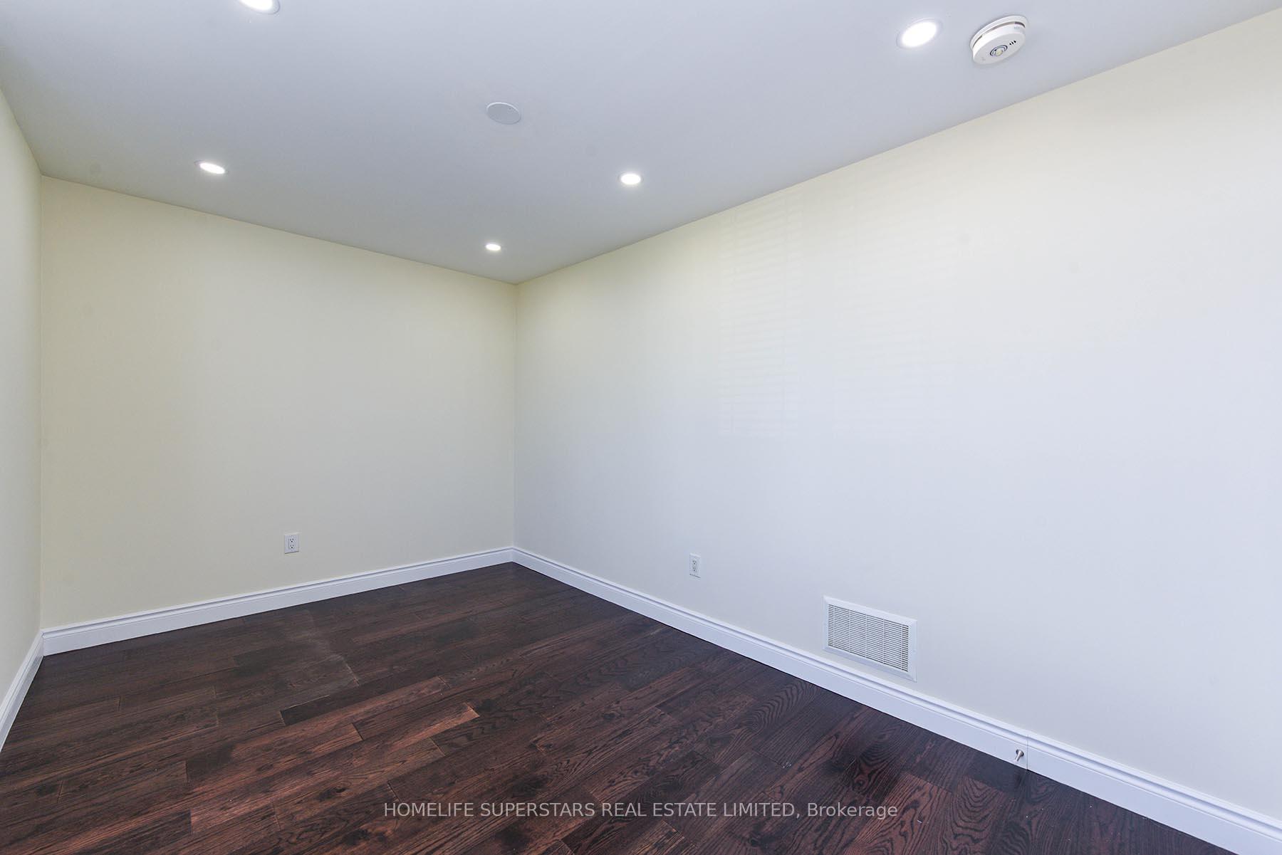 Photo 9 of 129 Mclaughlin Avenue, Milton, Willmott — HOMEH