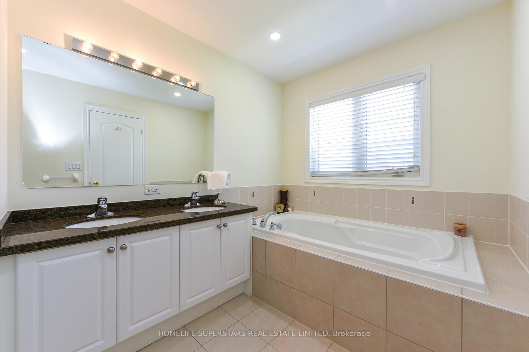 Photo 25 of 129 Mclaughlin Avenue, Milton, Willmott — HOMEH