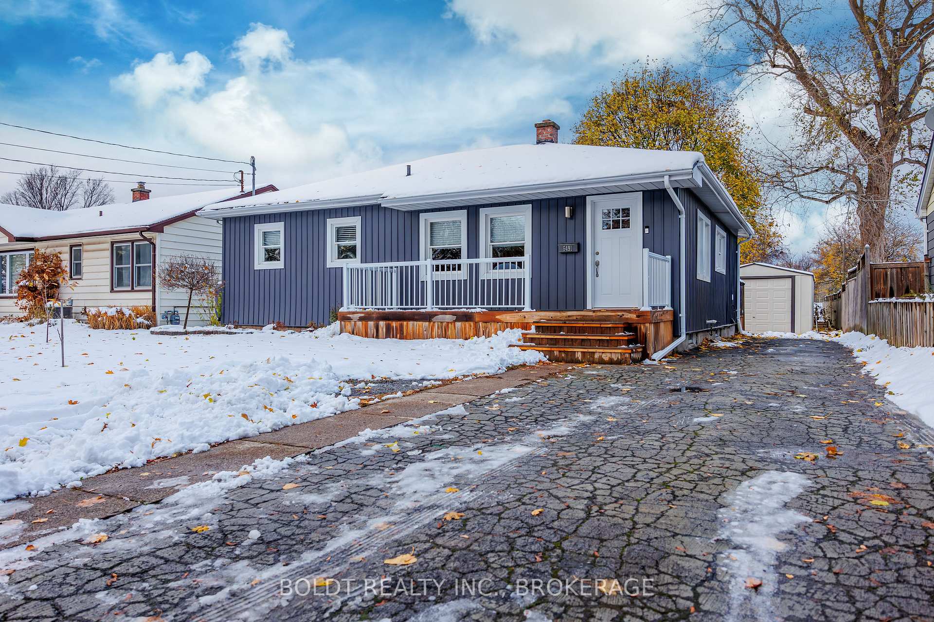 Photo 2 of 6491 Burdette Drive, Niagara Falls, Morrison — HOMEH