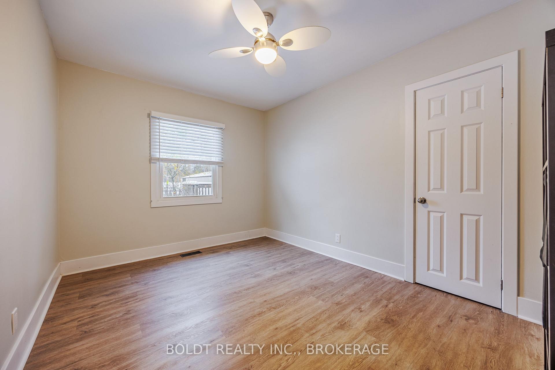 Photo 13 of 6491 Burdette Drive, Niagara Falls, Morrison — HOMEH