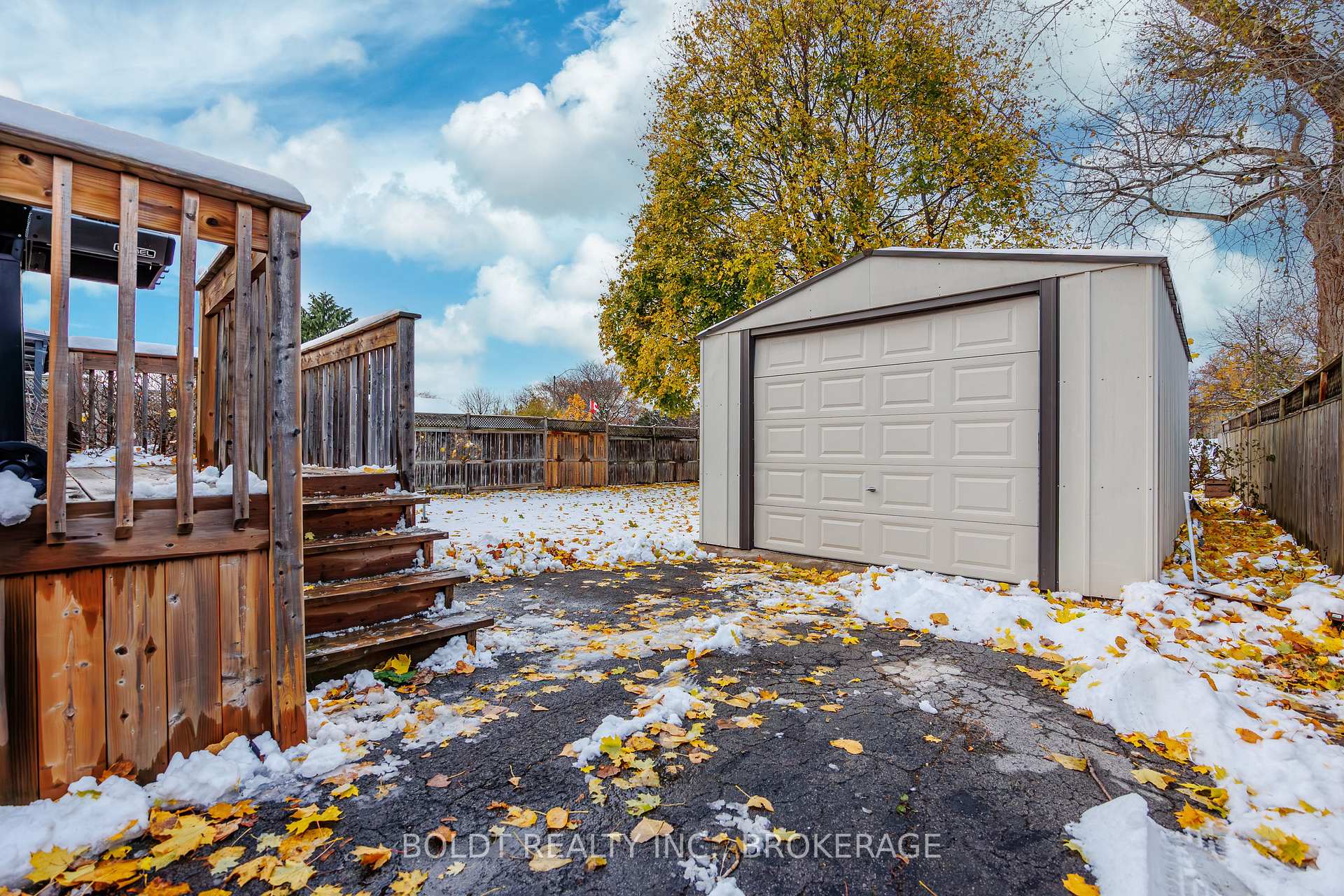 Photo 29 of 6491 Burdette Drive, Niagara Falls, Morrison — HOMEH