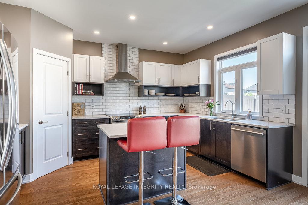 Photo 6 of 232 Joshua Street, Ottawa, Mer Bleue/Bradley Estates/Anderson Park — HOMEH