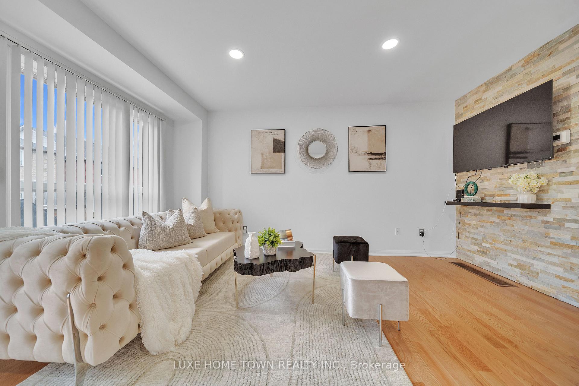 Photo 12 of 615 Willmott Crescent, Milton, Clarke — HOMEH