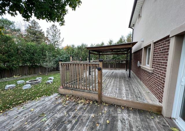 Photo 4 of 51 Apricot Street N, Markham, Bayview Glen — HOMEH
