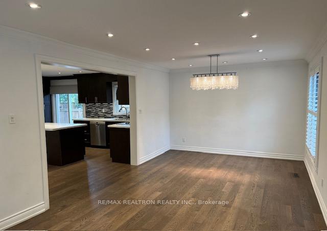 Photo 10 of 51 Apricot Street N, Markham, Bayview Glen — HOMEH