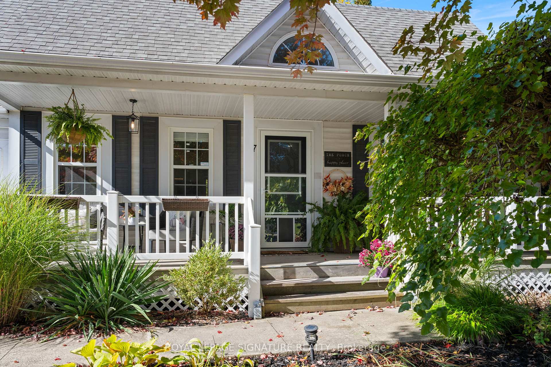 Photo 1 of 17 Denby Road, Norfolk, Port Dover — HOMEH
