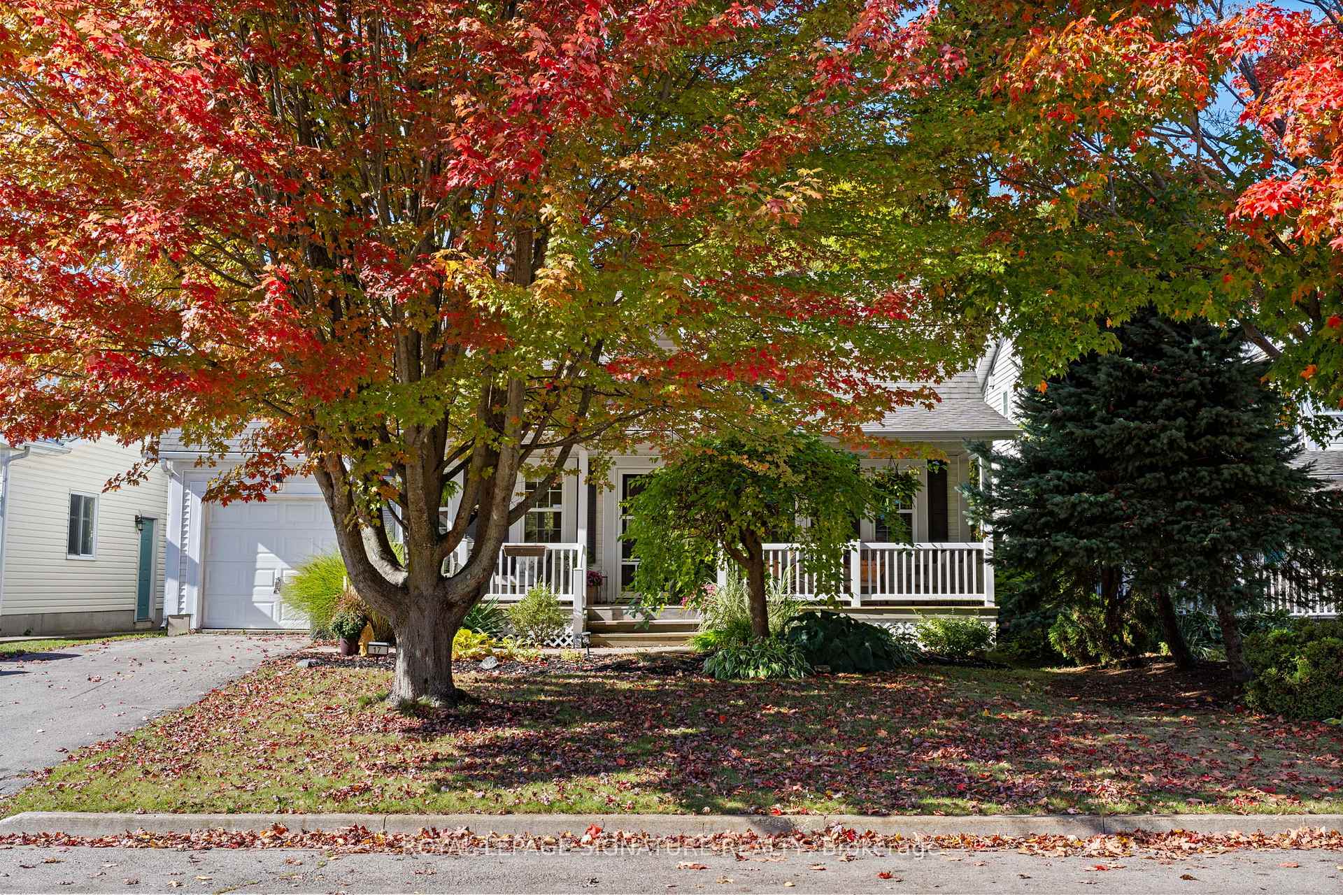 Photo 4 of 17 Denby Road, Norfolk, Port Dover — HOMEH
