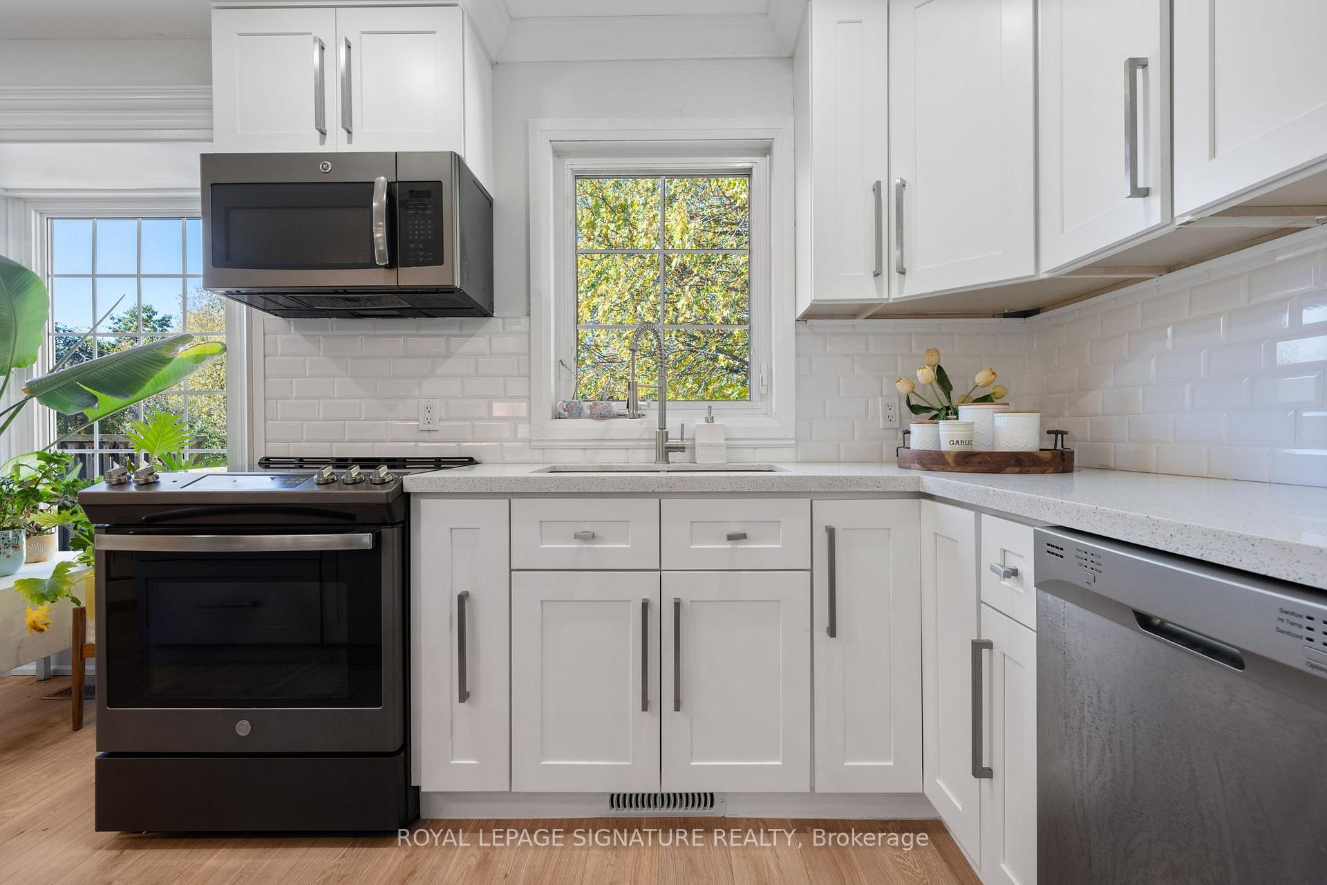 Photo 12 of 17 Denby Road, Norfolk, Port Dover — HOMEH