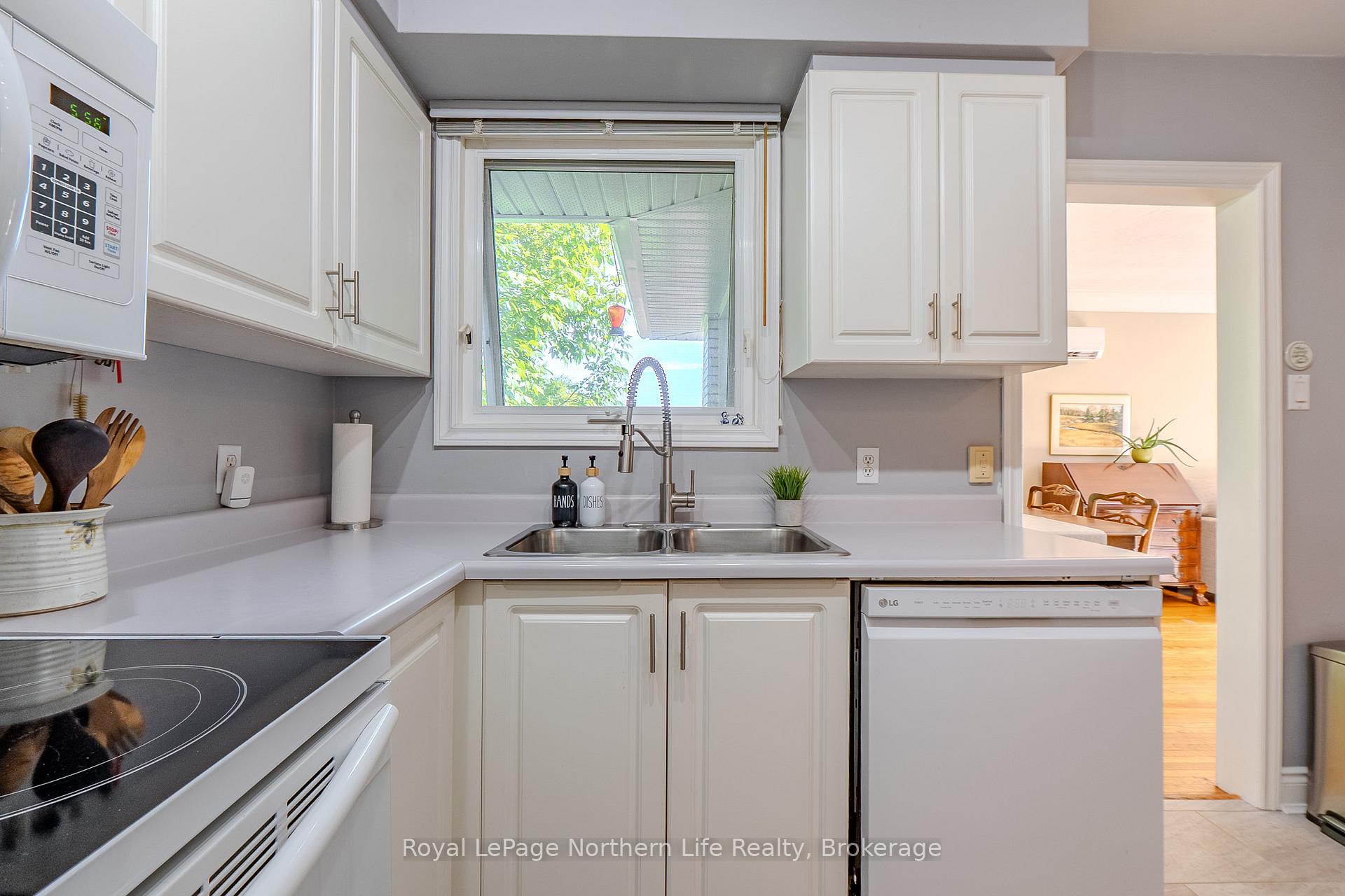 Photo 15 of 190 Balsam Crescent, North Bay, Widdifield — HOMEH