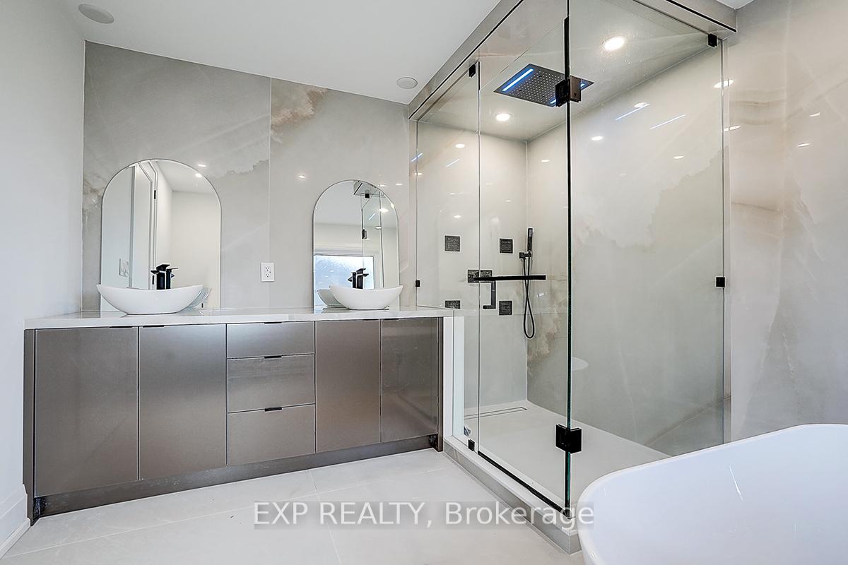 Photo 24 of 459 Silken Laumann Drive, Newmarket, Stonehaven-Wyndham — HOMEH