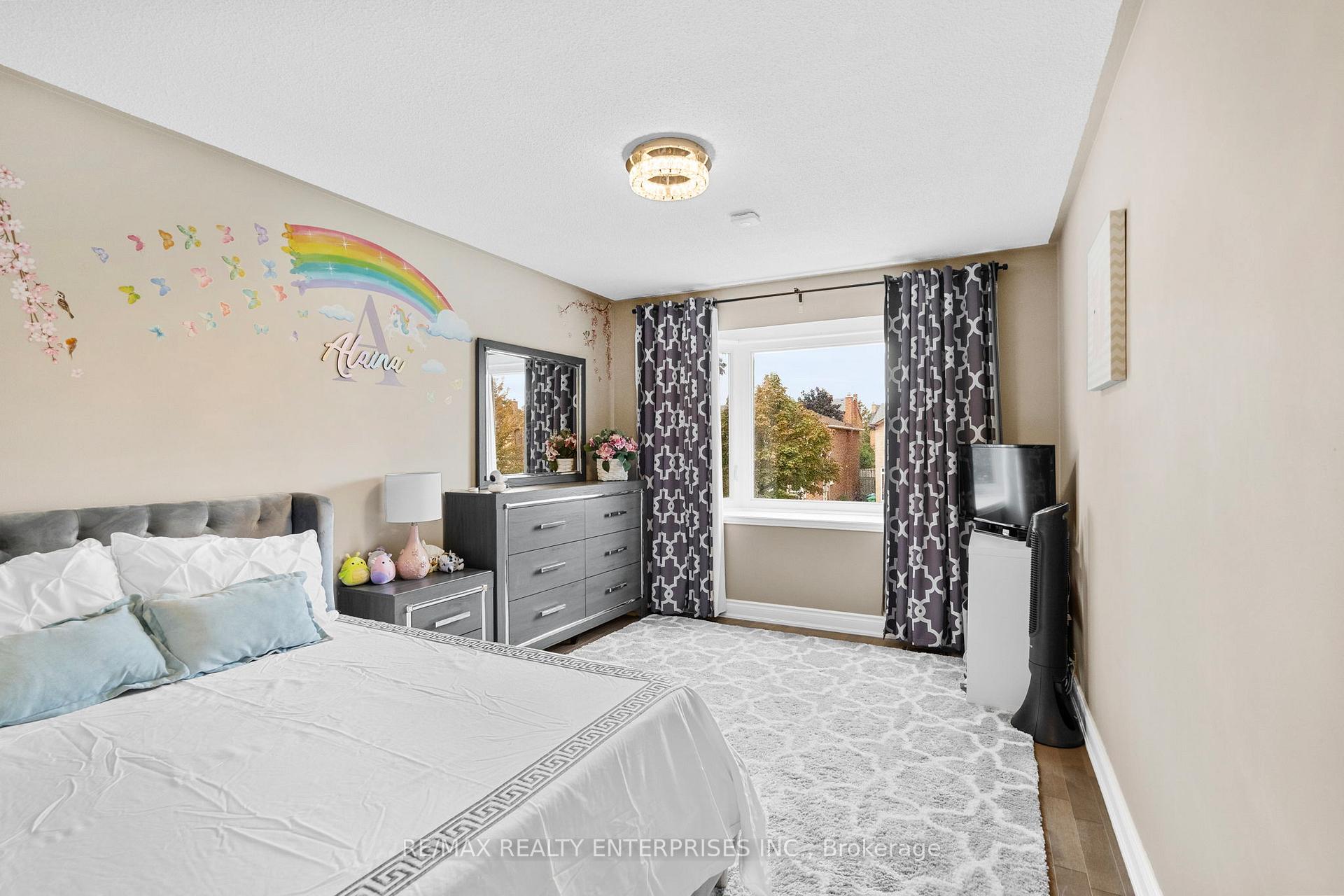 Photo 21 of 1026 Lucerne Crescent, Mississauga, Creditview — HOMEH