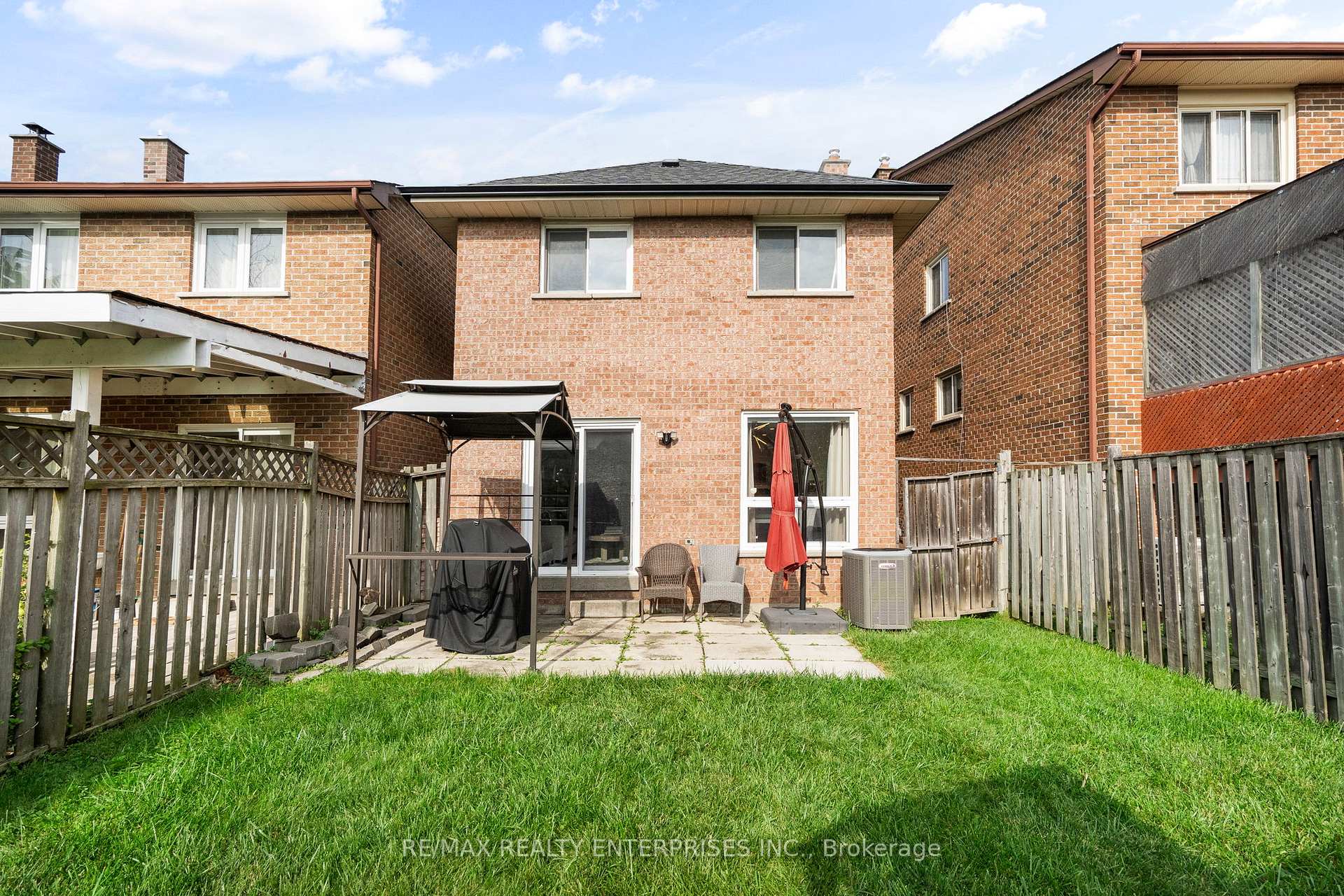 Photo 31 of 1026 Lucerne Crescent, Mississauga, Creditview — HOMEH