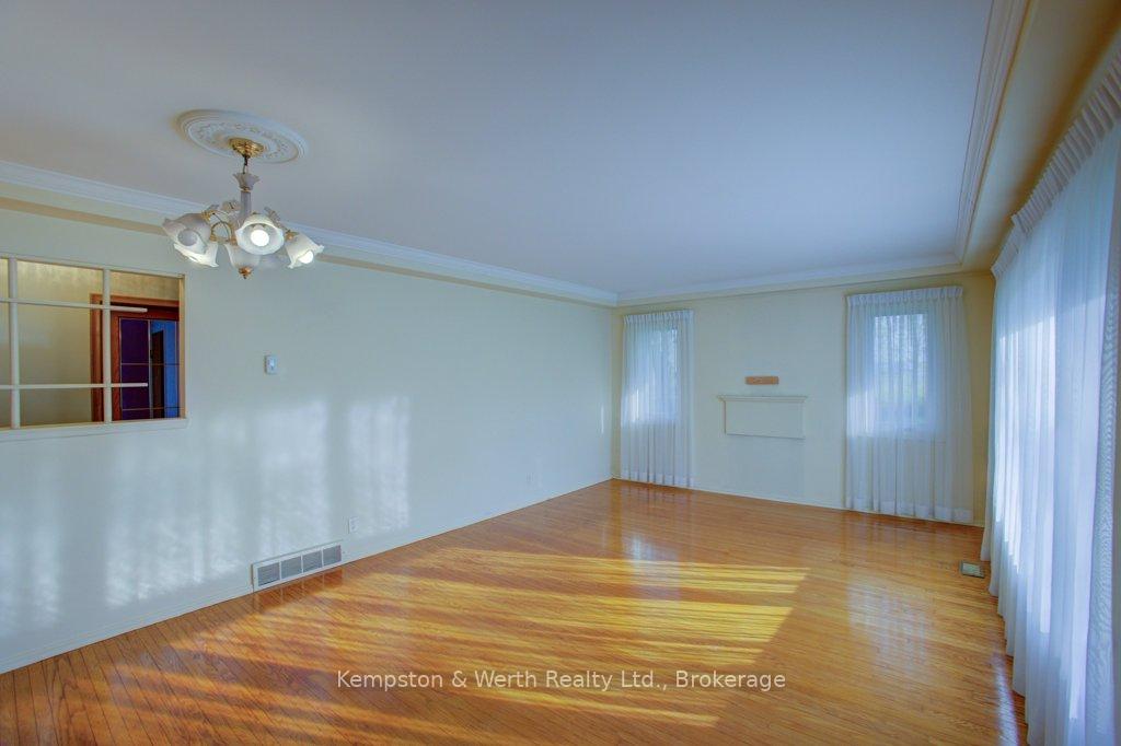 Photo 6 of 8557 164 Road, North Perth, Wallace — HOMEH