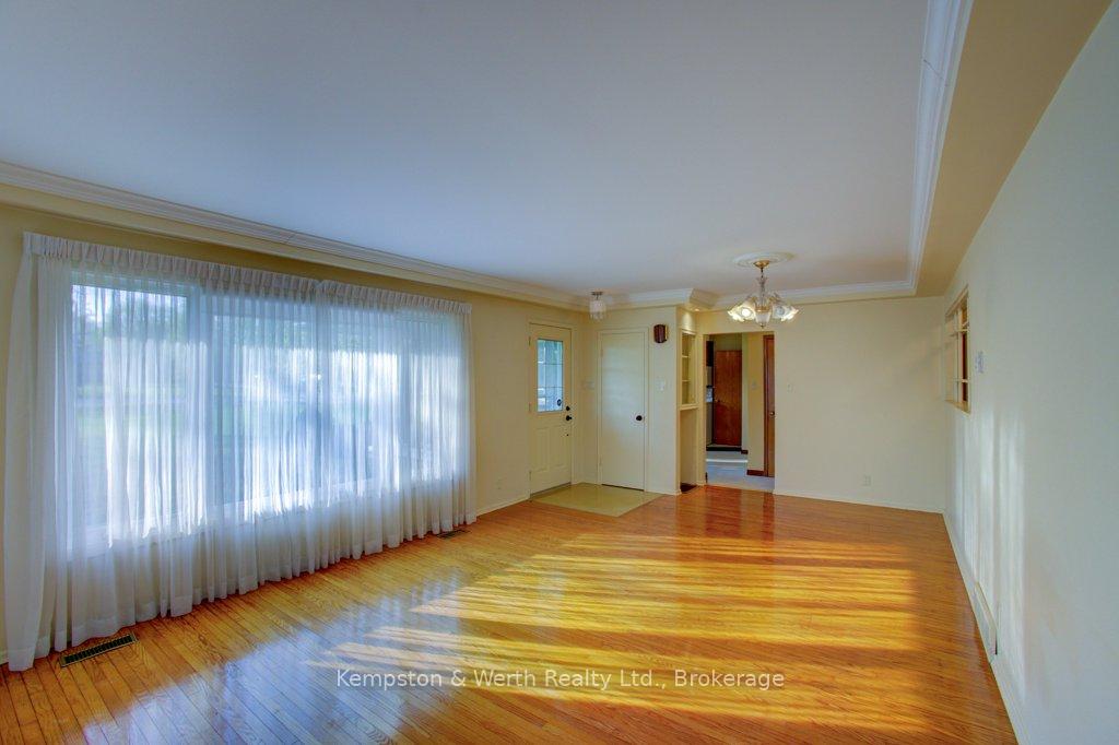 Photo 8 of 8557 164 Road, North Perth, Wallace — HOMEH
