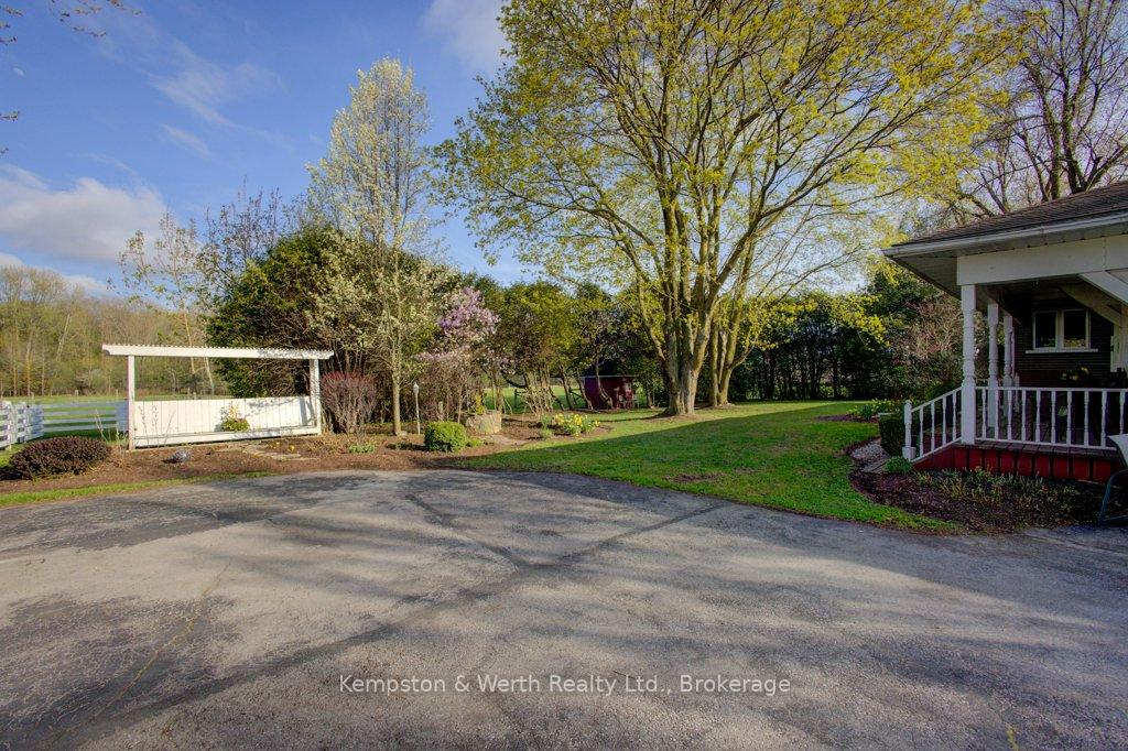 Photo 30 of 8557 164 Road, North Perth, Wallace — HOMEH