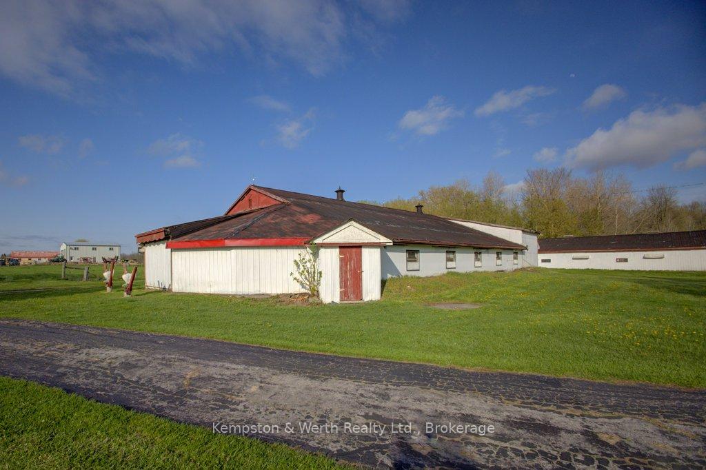 Photo 39 of 8557 164 Road, North Perth, Wallace — HOMEH