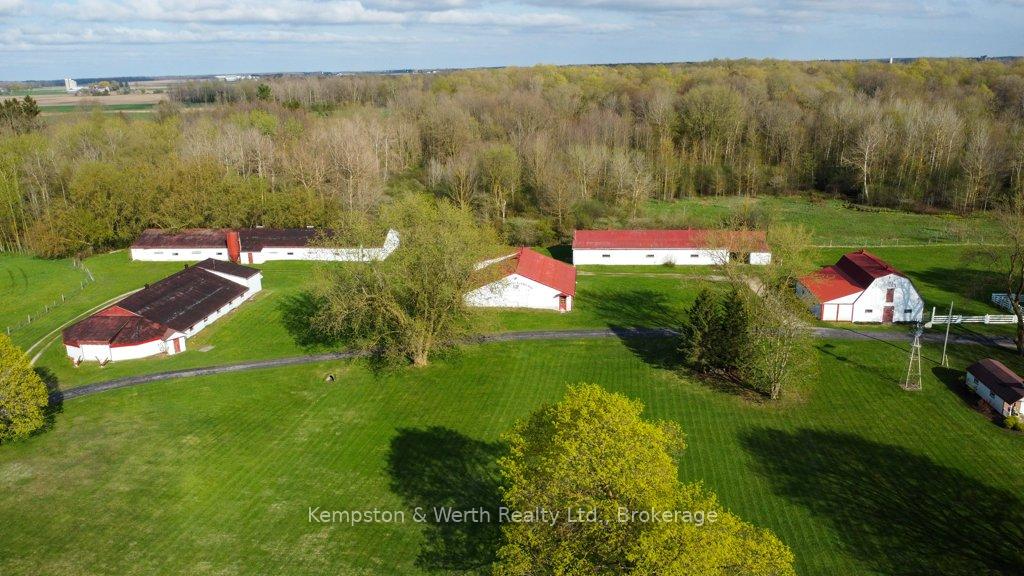 Photo 42 of 8557 164 Road, North Perth, Wallace — HOMEH