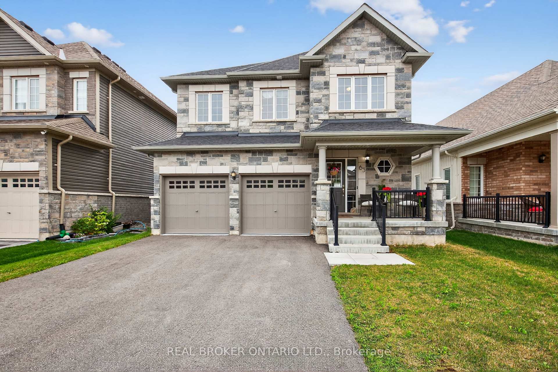 Photo 2 of 63 Atlantis Drive, Orillia — HOMEH