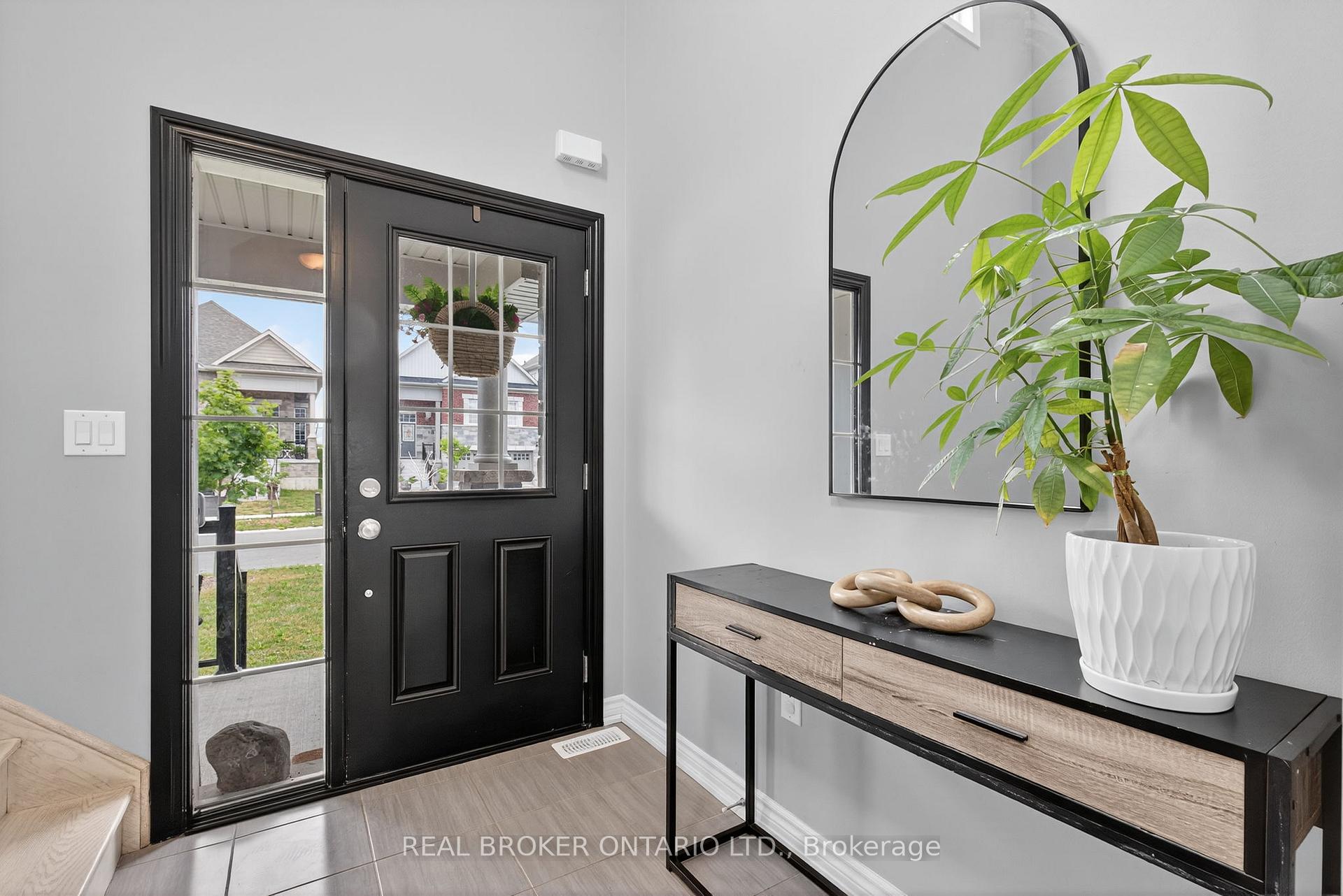 Photo 6 of 63 Atlantis Drive, Orillia — HOMEH