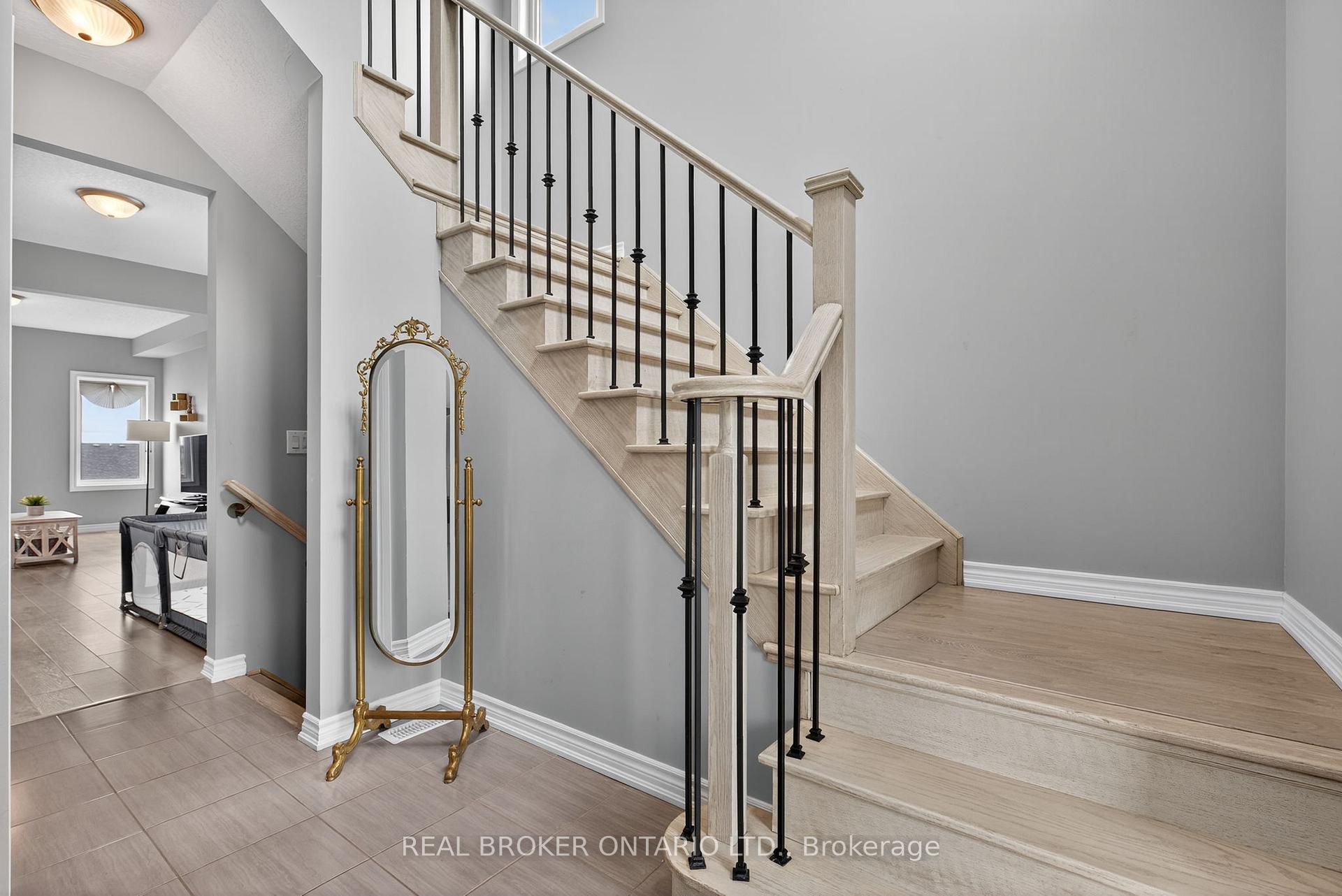 Photo 7 of 63 Atlantis Drive, Orillia — HOMEH