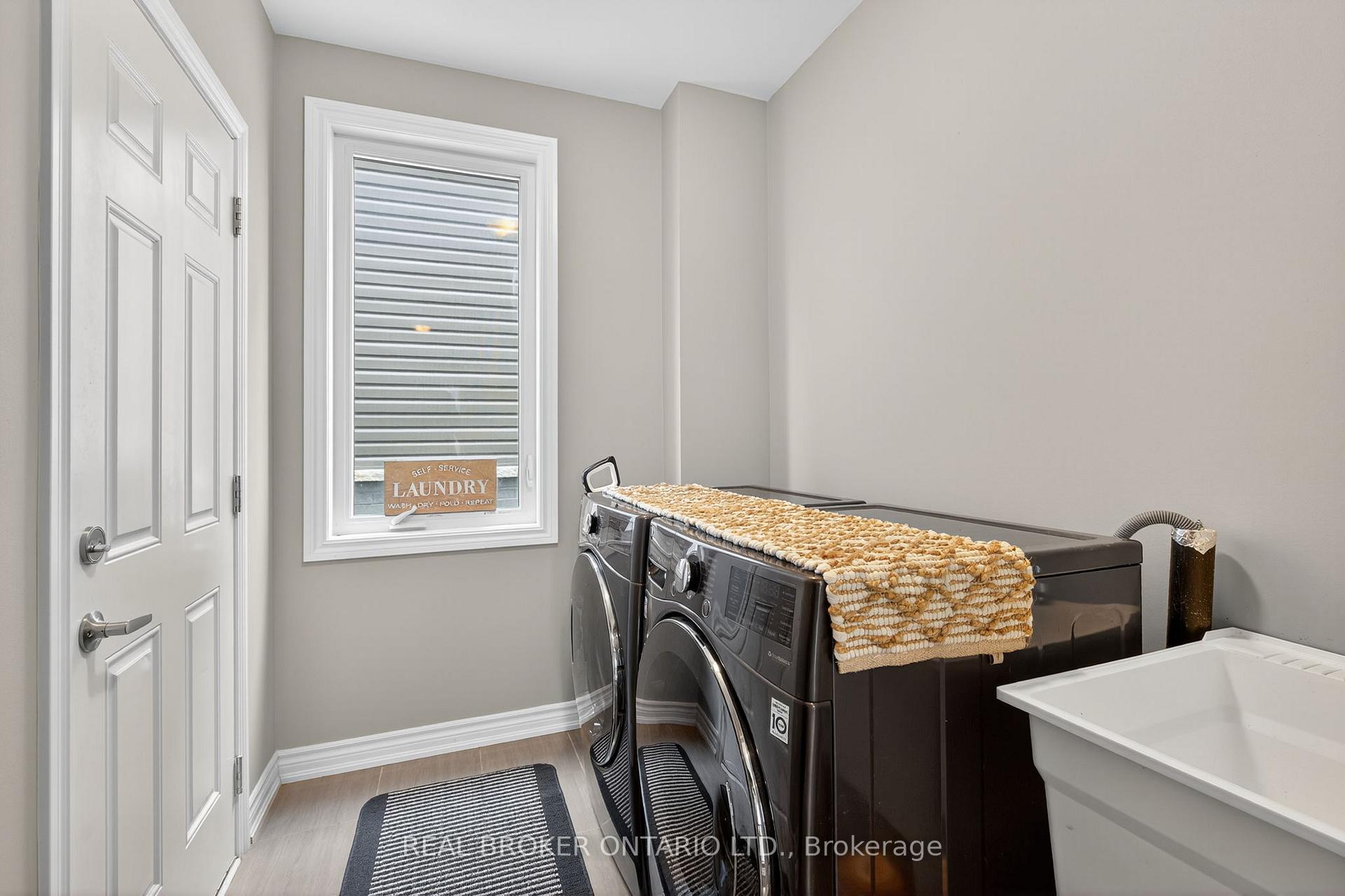 Photo 20 of 63 Atlantis Drive, Orillia — HOMEH