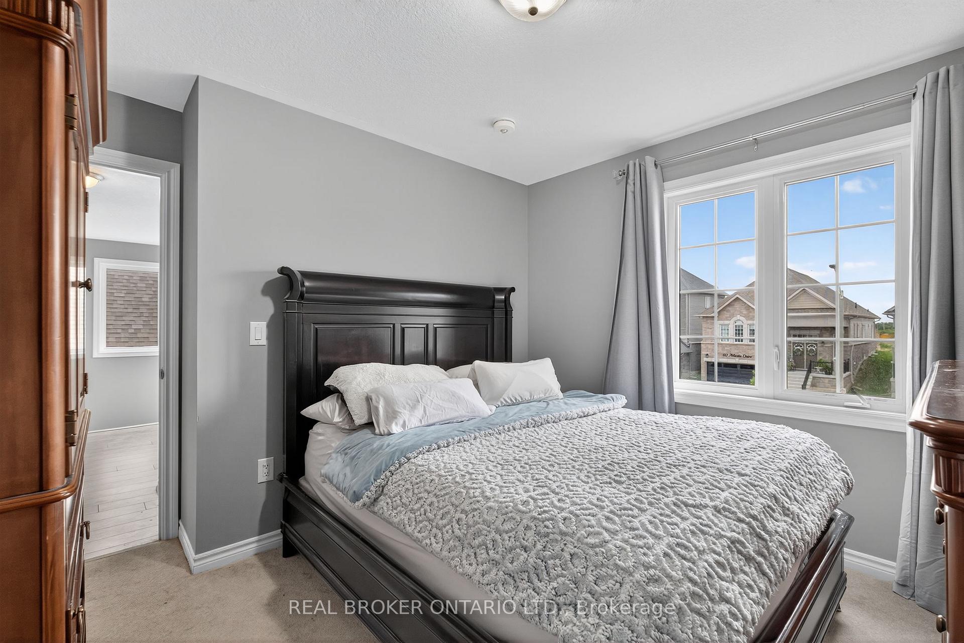 Photo 29 of 63 Atlantis Drive, Orillia — HOMEH