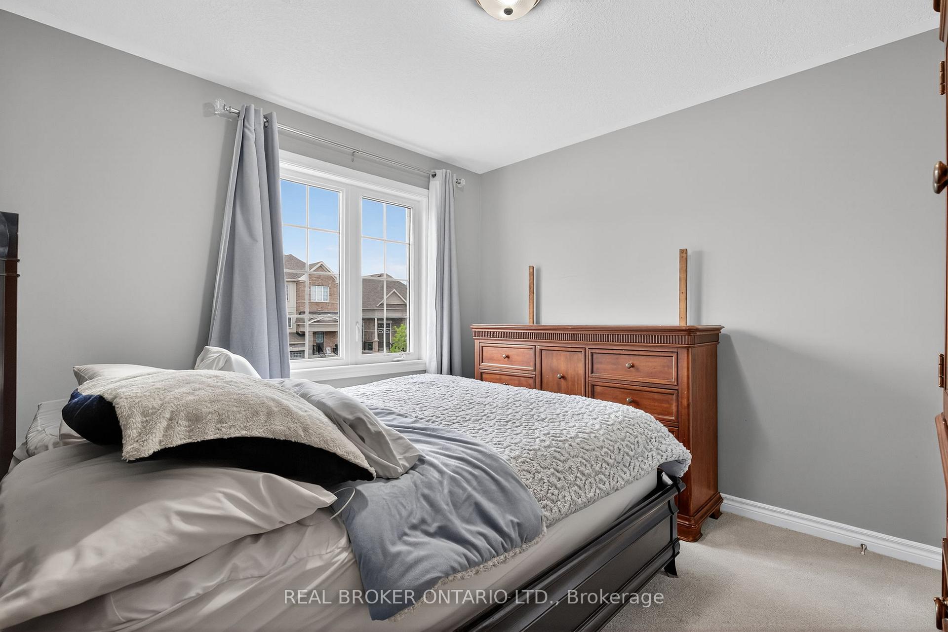 Photo 30 of 63 Atlantis Drive, Orillia — HOMEH
