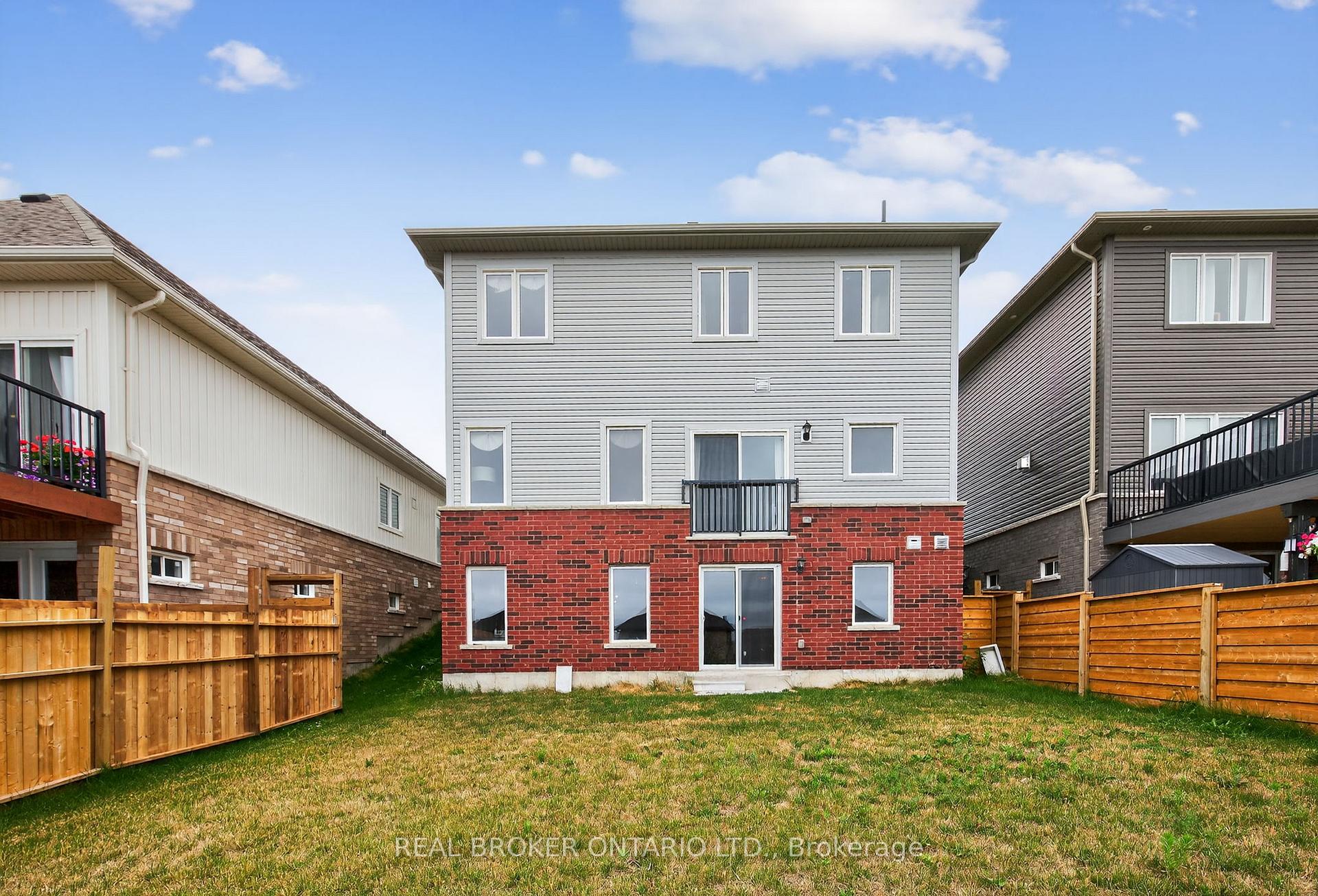 Photo 37 of 63 Atlantis Drive, Orillia — HOMEH