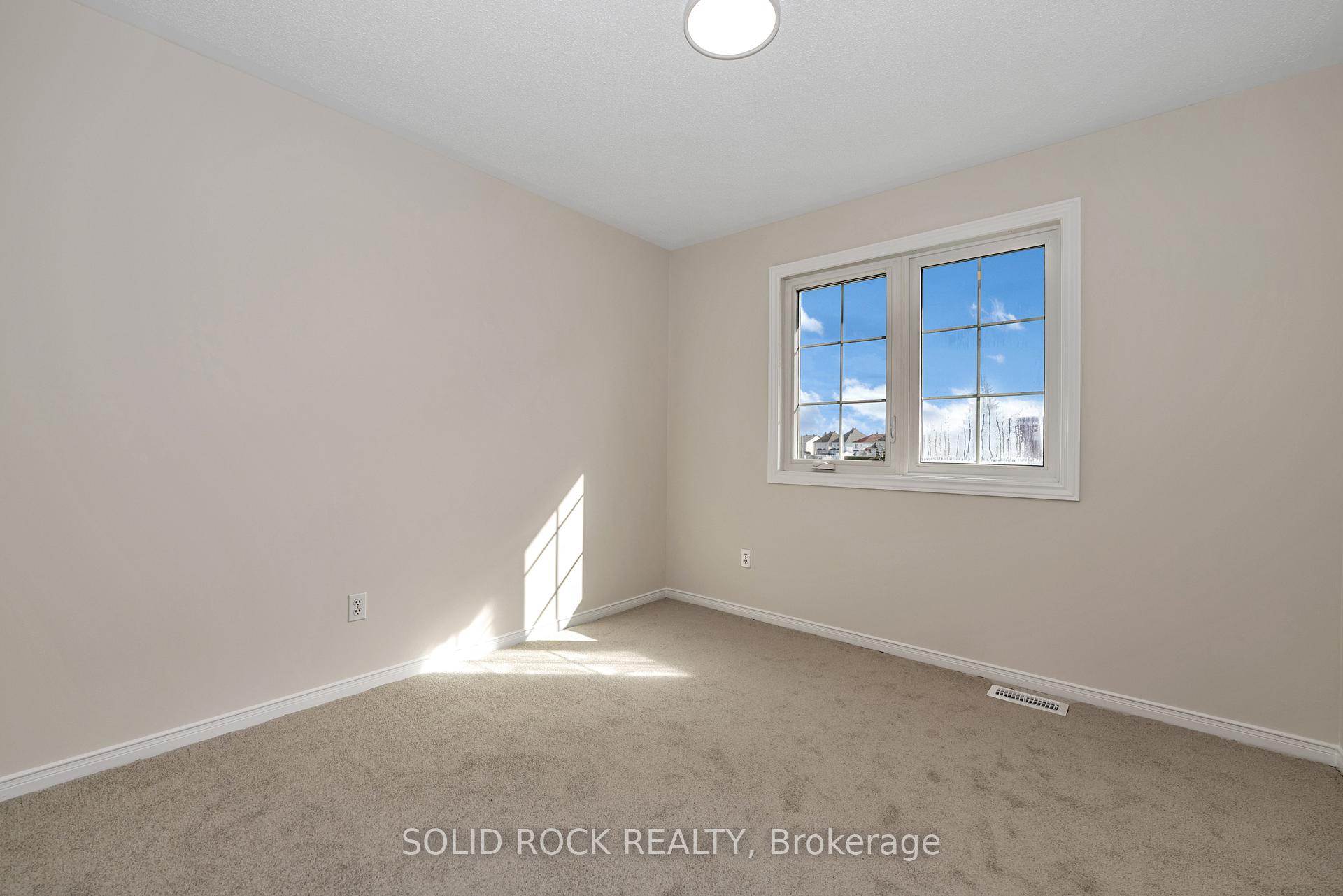 Photo 22 of 6024 Longleaf Drive, Ottawa, Chapel Hill South - Orleans Village — HOMEH