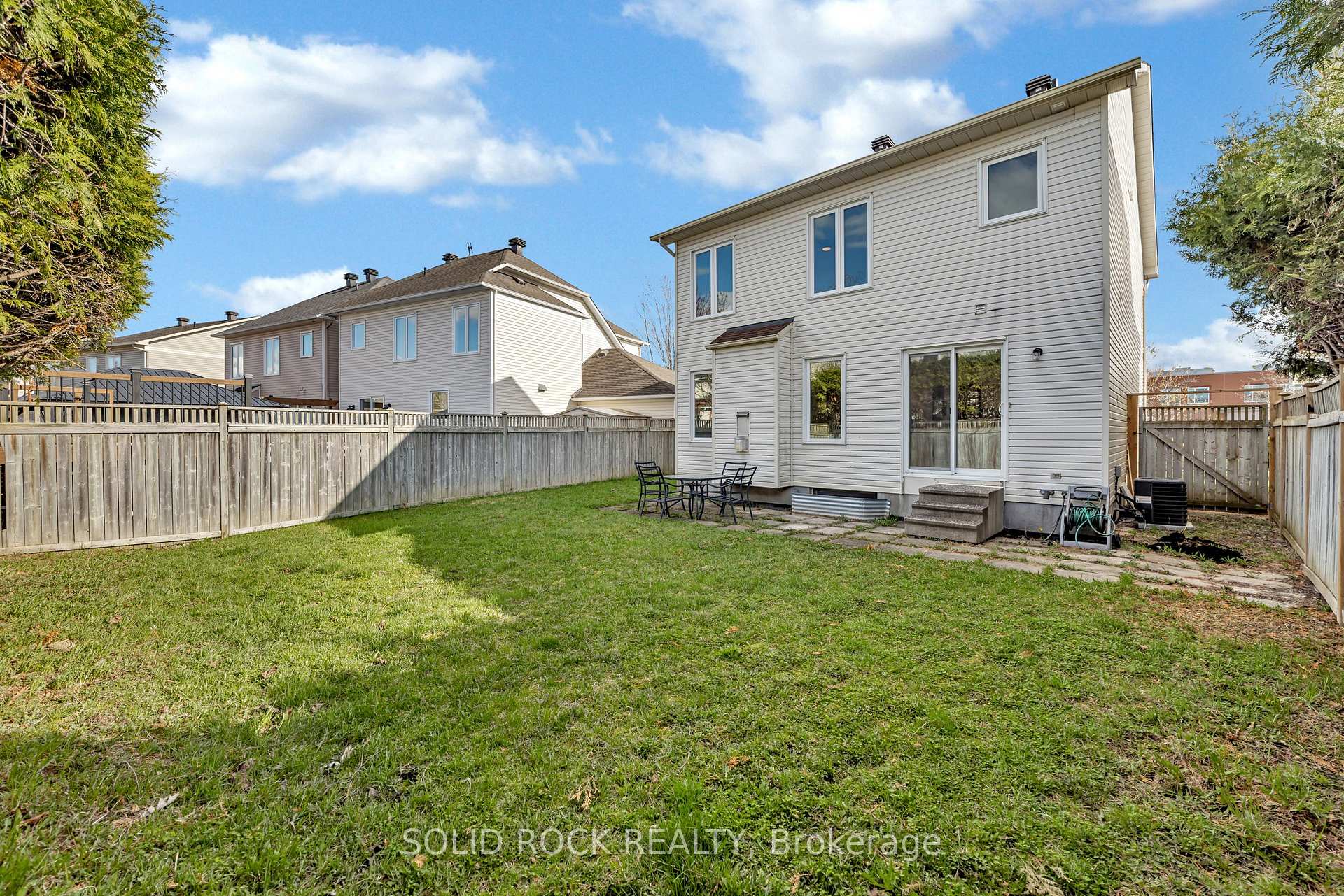 Photo 31 of 6024 Longleaf Drive, Ottawa, Chapel Hill South - Orleans Village — HOMEH