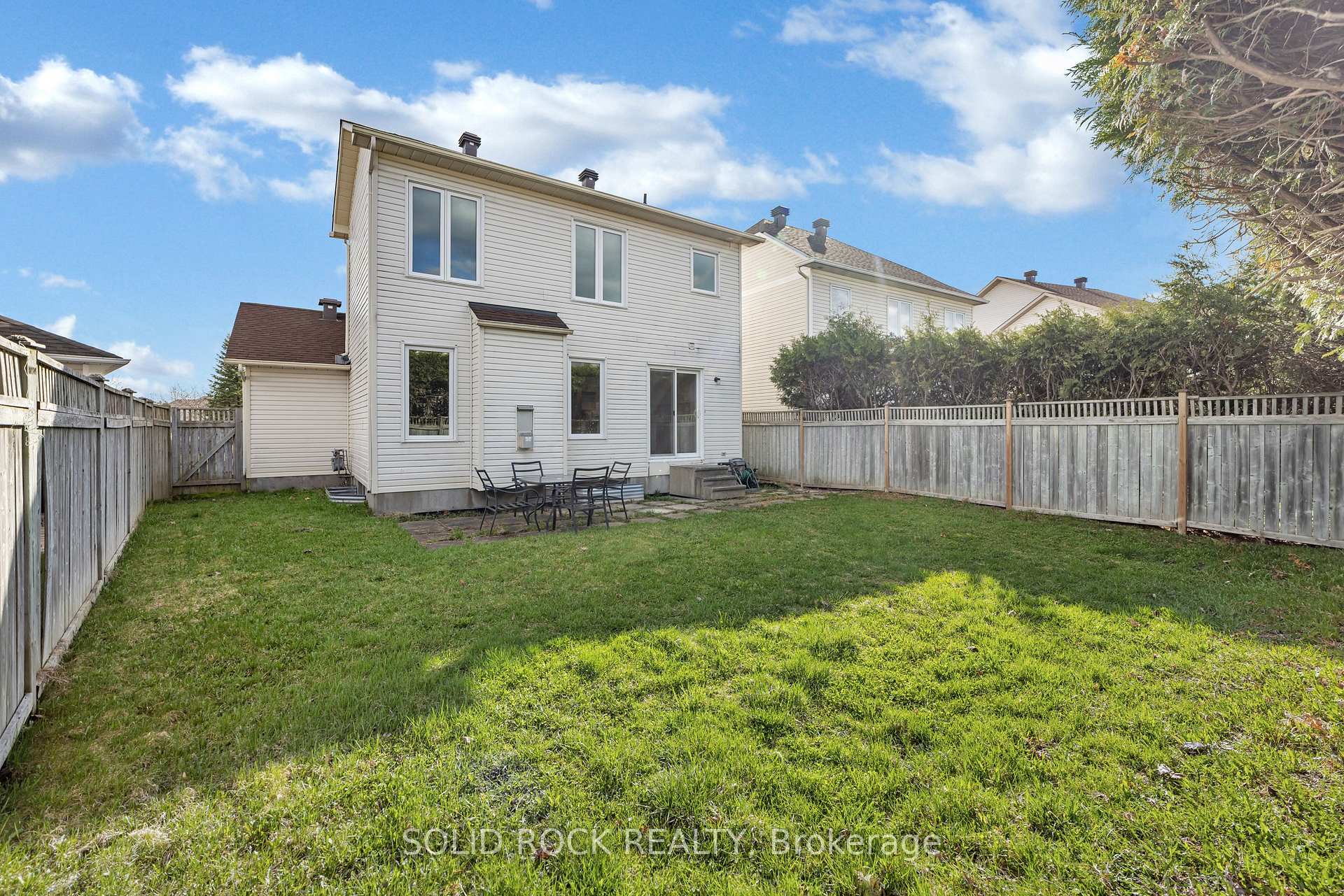 Photo 33 of 6024 Longleaf Drive, Ottawa, Chapel Hill South - Orleans Village — HOMEH