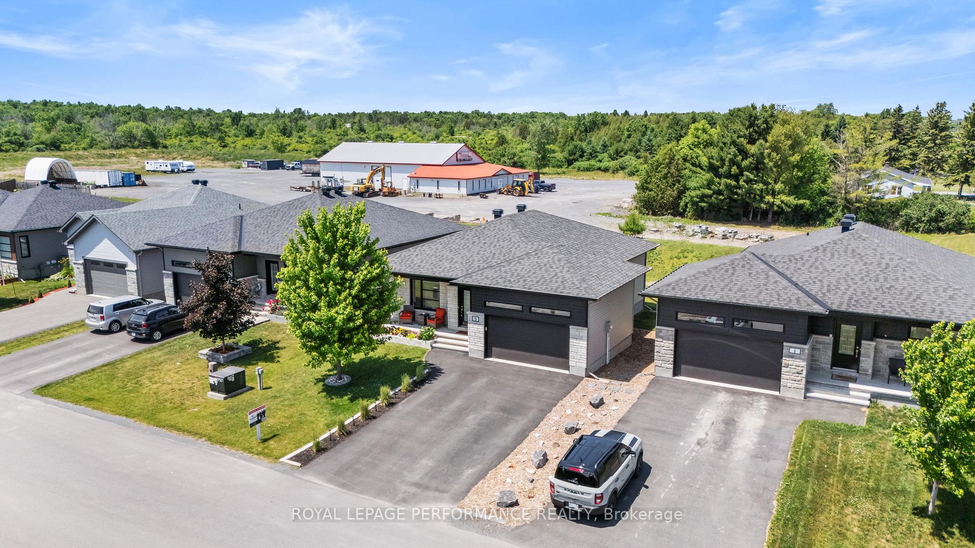 Photo 3 of 5 Matheson Street, North Stormont, North Stormont (Finch) Twp — HOMEH