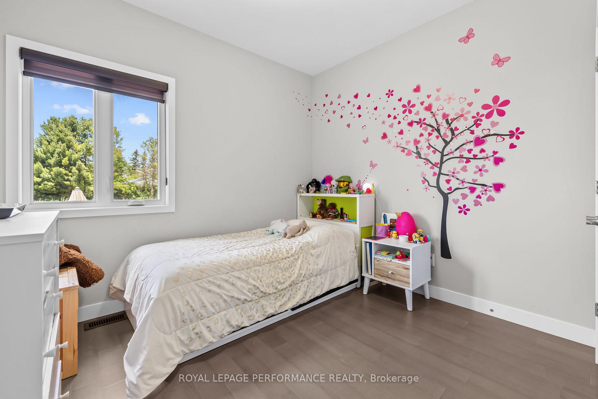 Photo 24 of 5 Matheson Street, North Stormont, North Stormont (Finch) Twp — HOMEH
