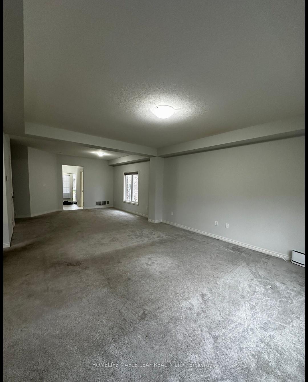 Photo 3 of 13 Riley Avenue E, Pelham, Fonthill — HOMEH