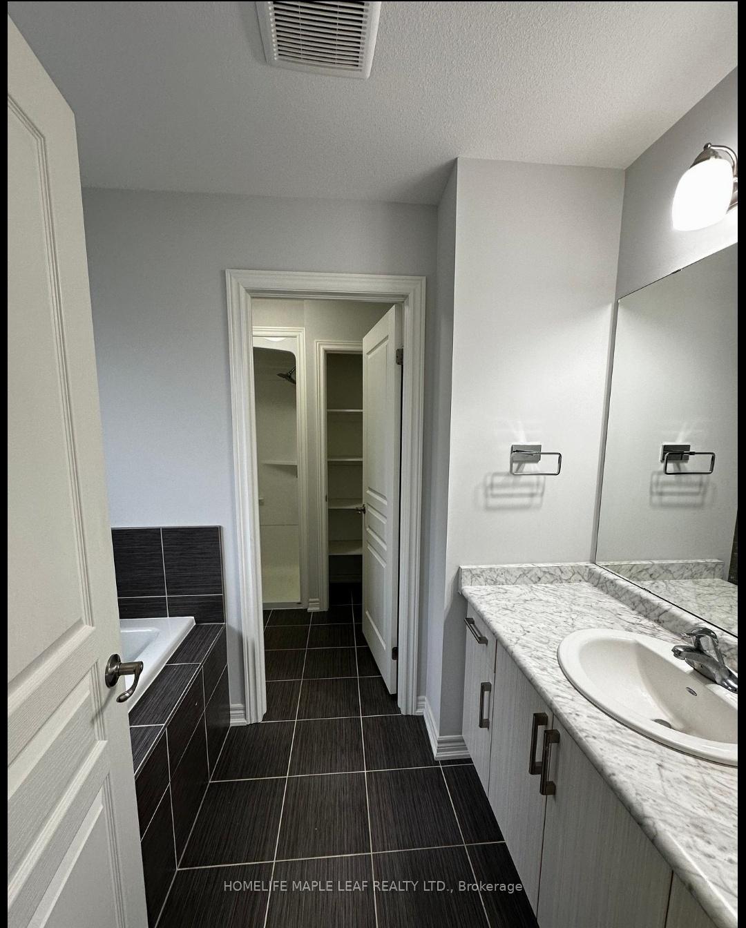Photo 16 of 13 Riley Avenue E, Pelham, Fonthill — HOMEH