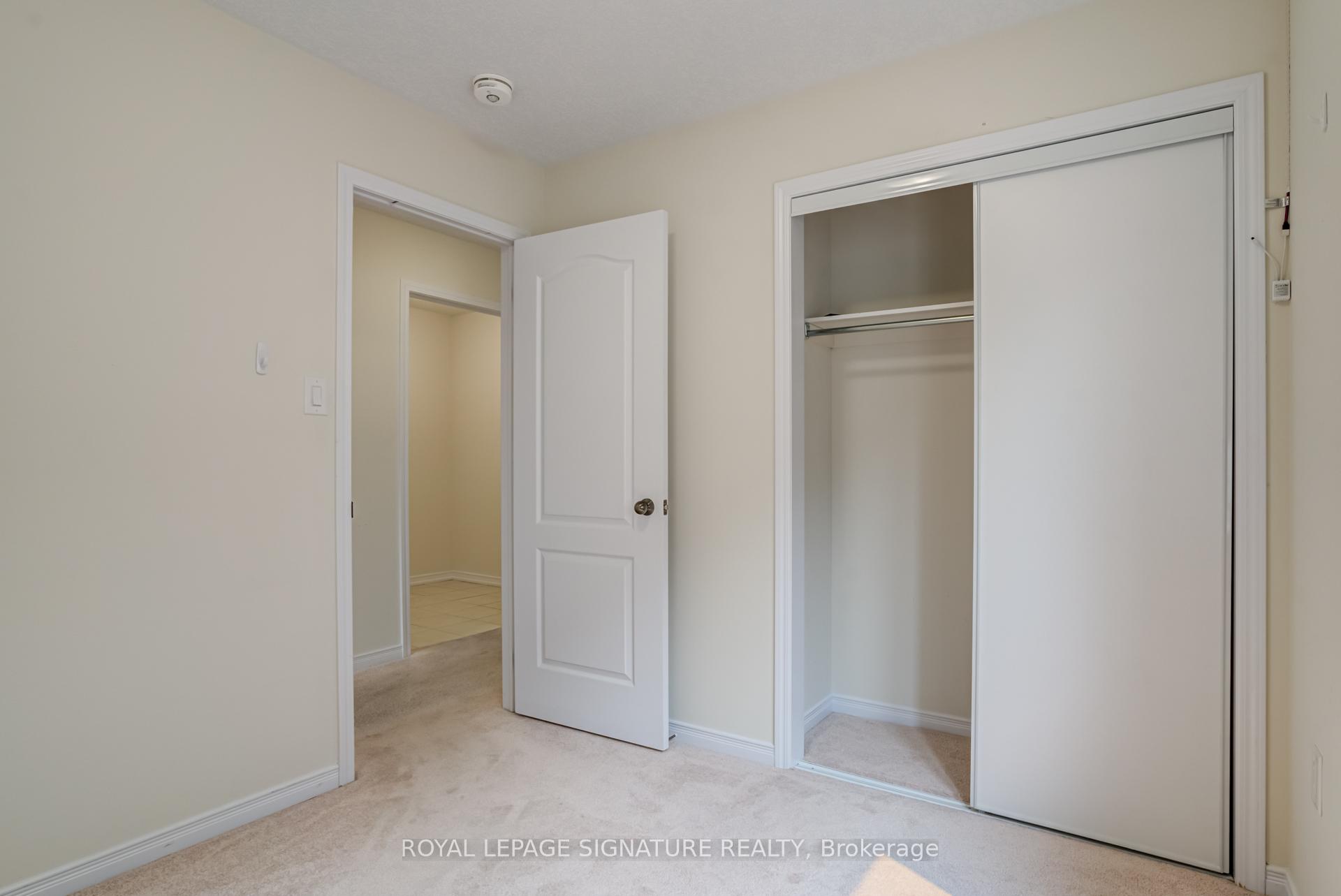 Photo 19 of 7774 Hackberry Trail, Niagara Falls, Brown — HOMEH